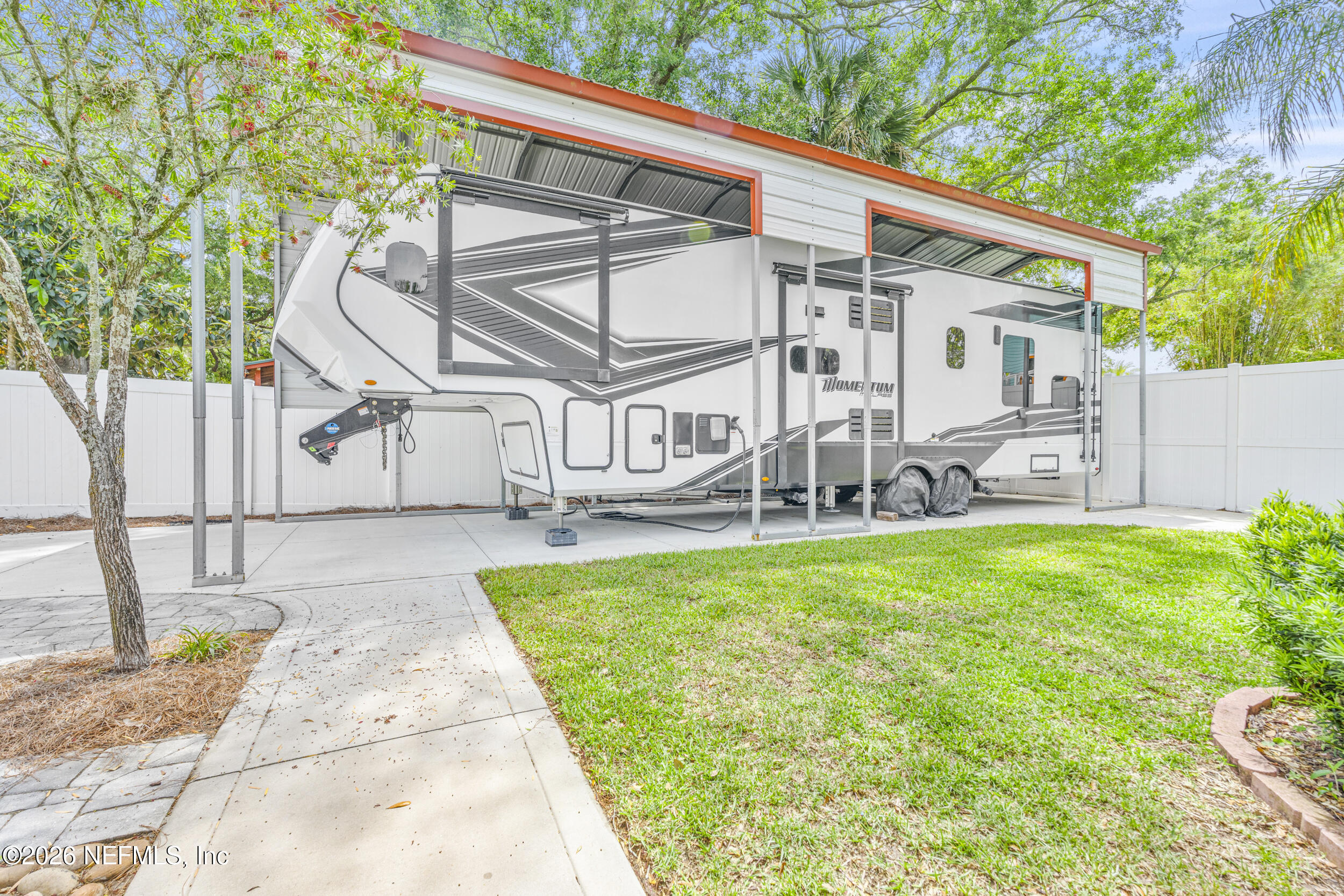 6656 RIVERCREST Drive