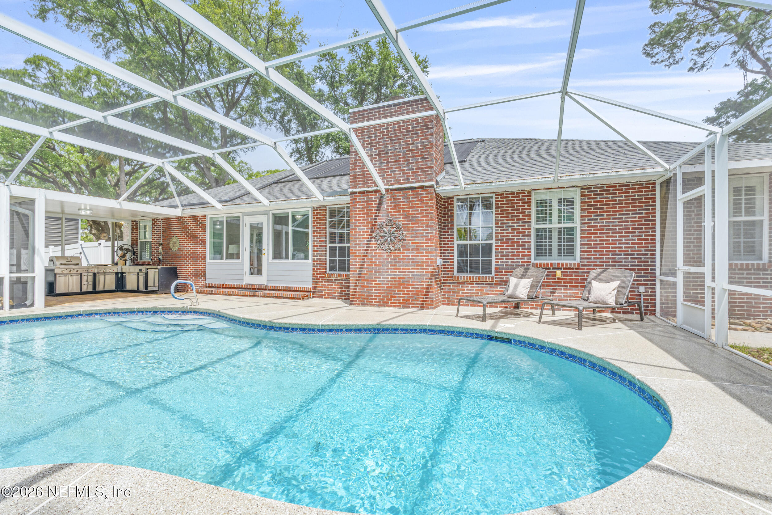 6656 RIVERCREST Drive