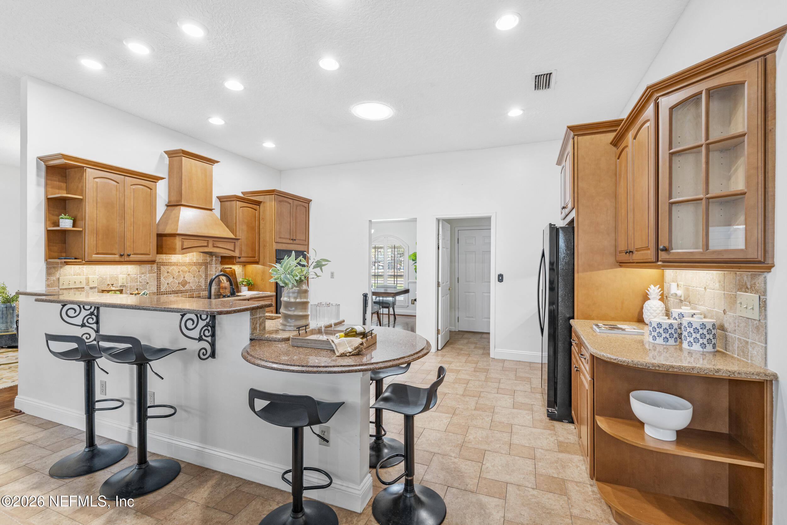 6656 RIVERCREST Drive