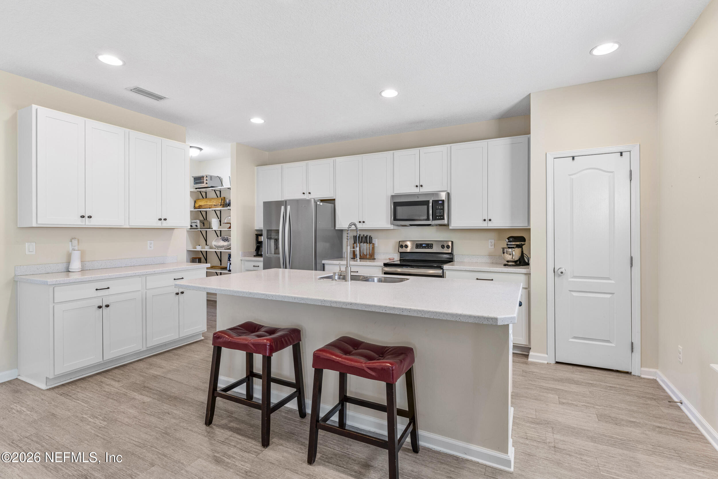 86230 CLOISTER Court