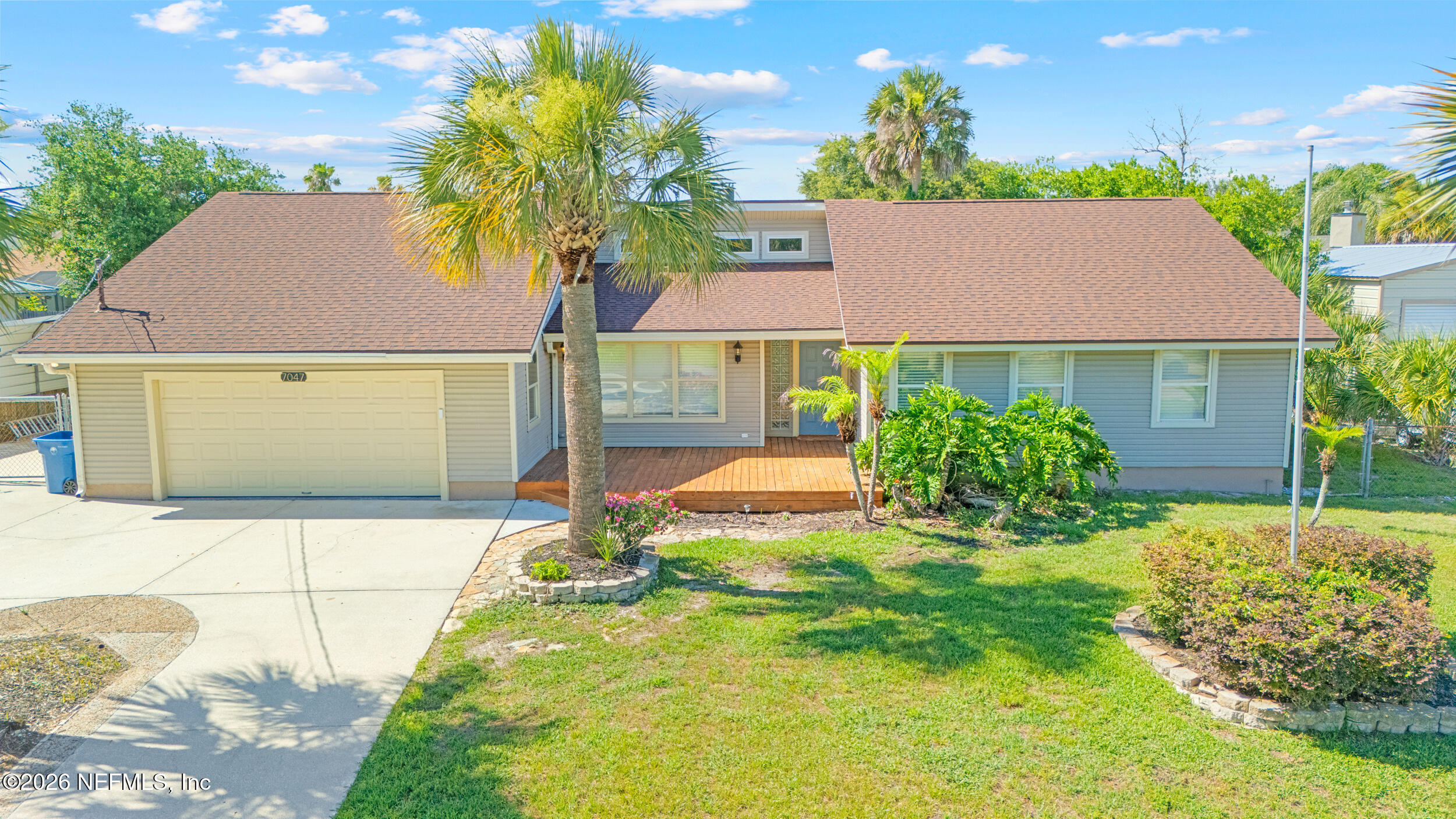 7047 RIVERCREST Drive