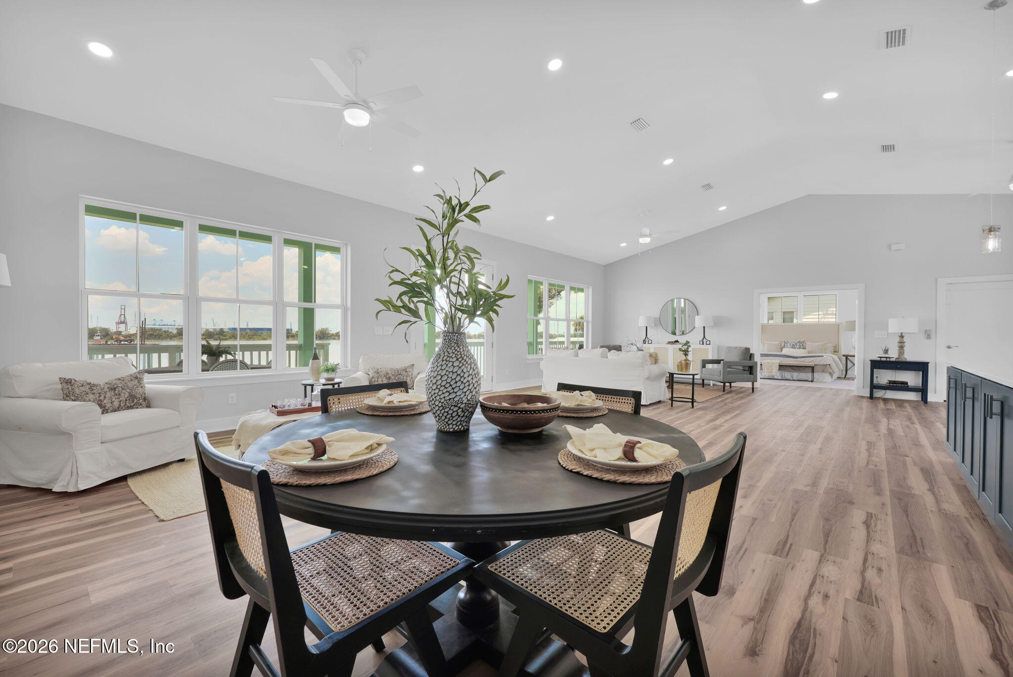 6030 HECKSCHER Drive