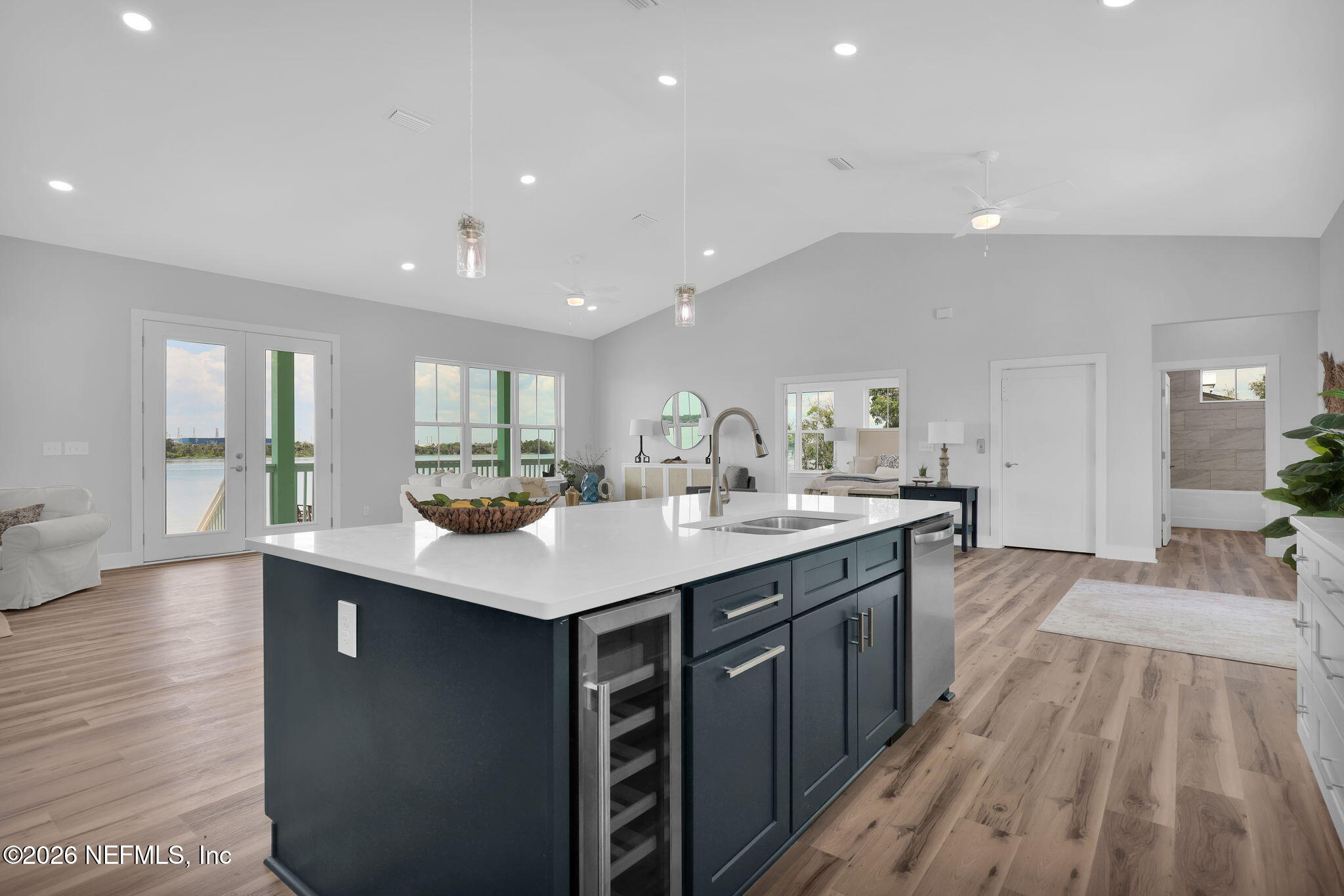 6030 HECKSCHER Drive