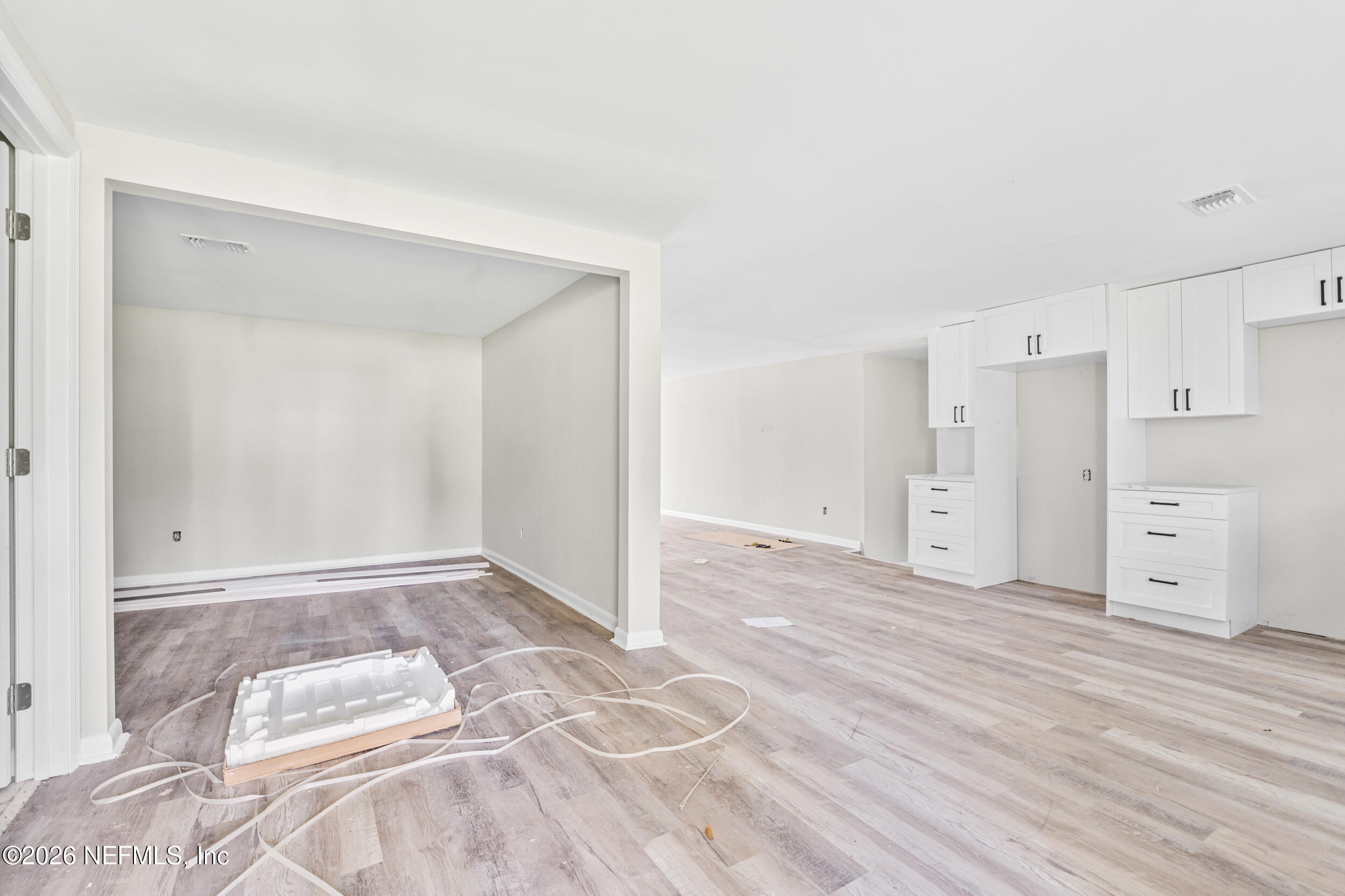 5764 HECKSCHER Drive
