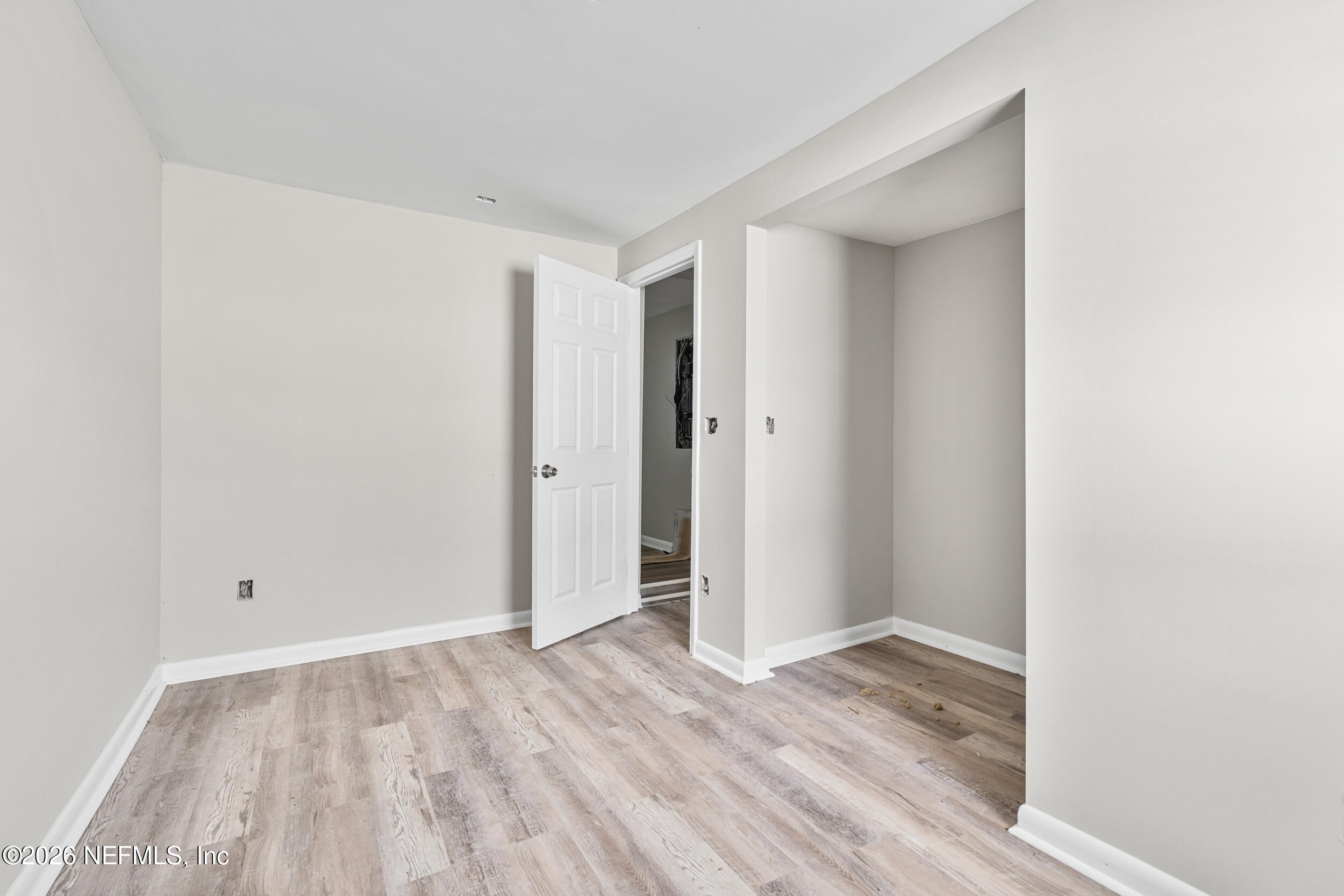 5764 HECKSCHER Drive