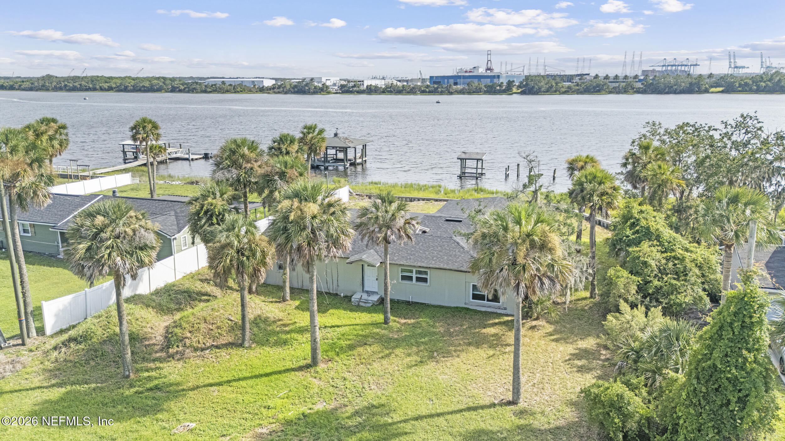 5764 HECKSCHER Drive