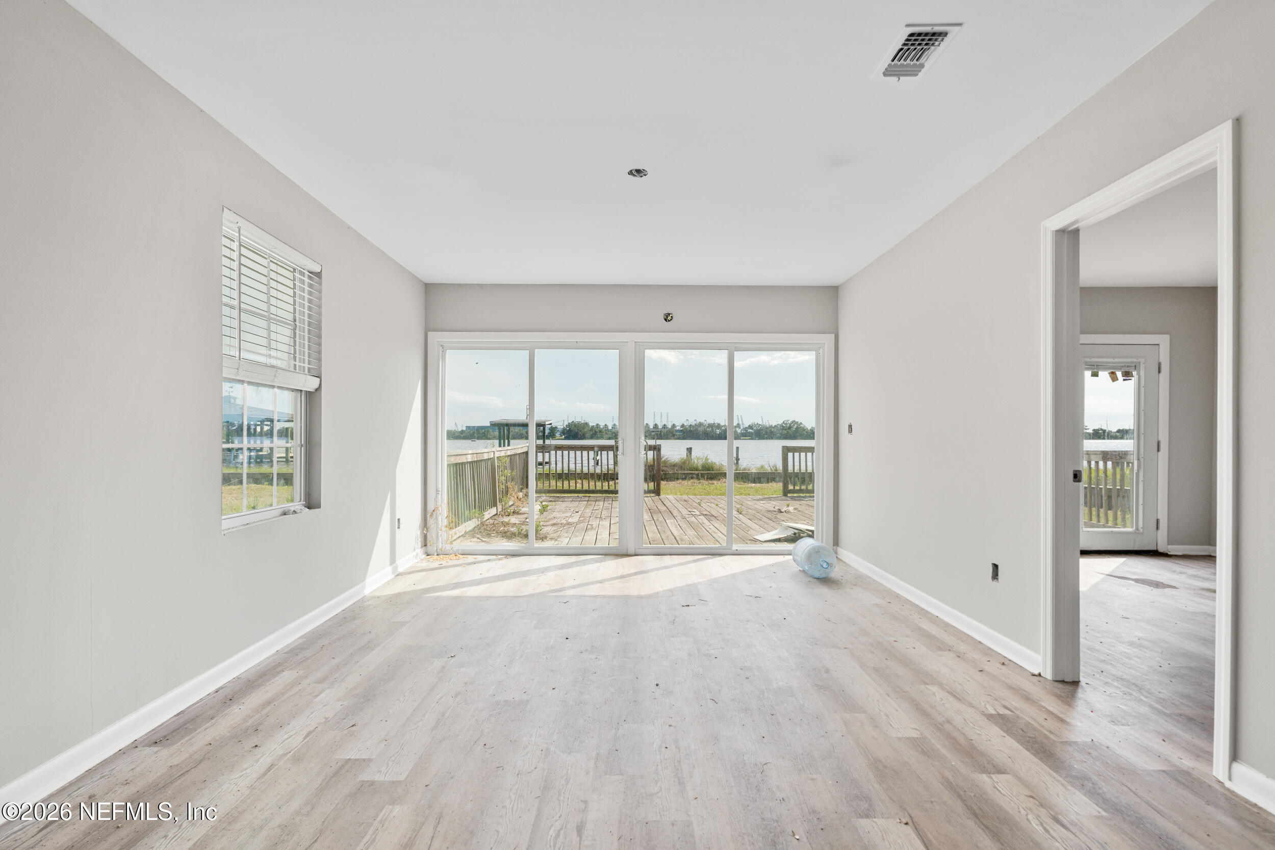 5764 HECKSCHER Drive