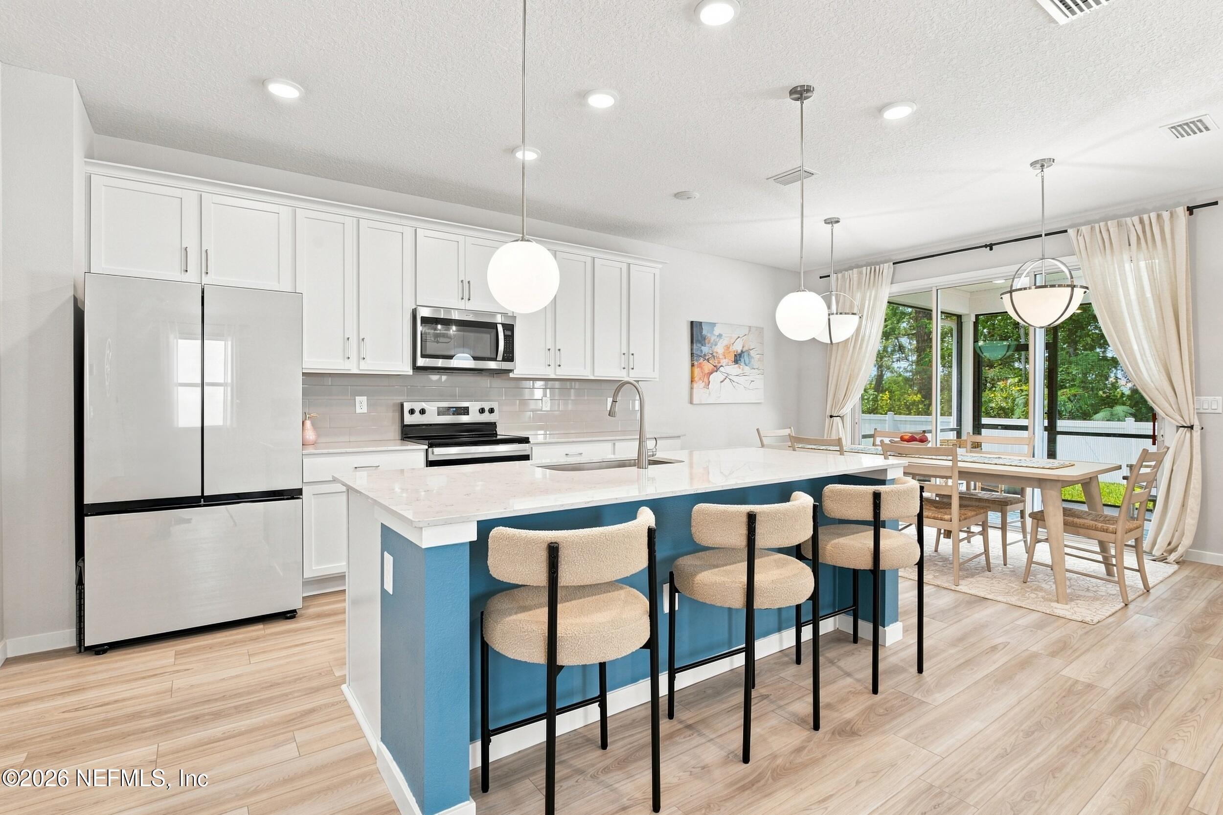 95967 SURREY Place