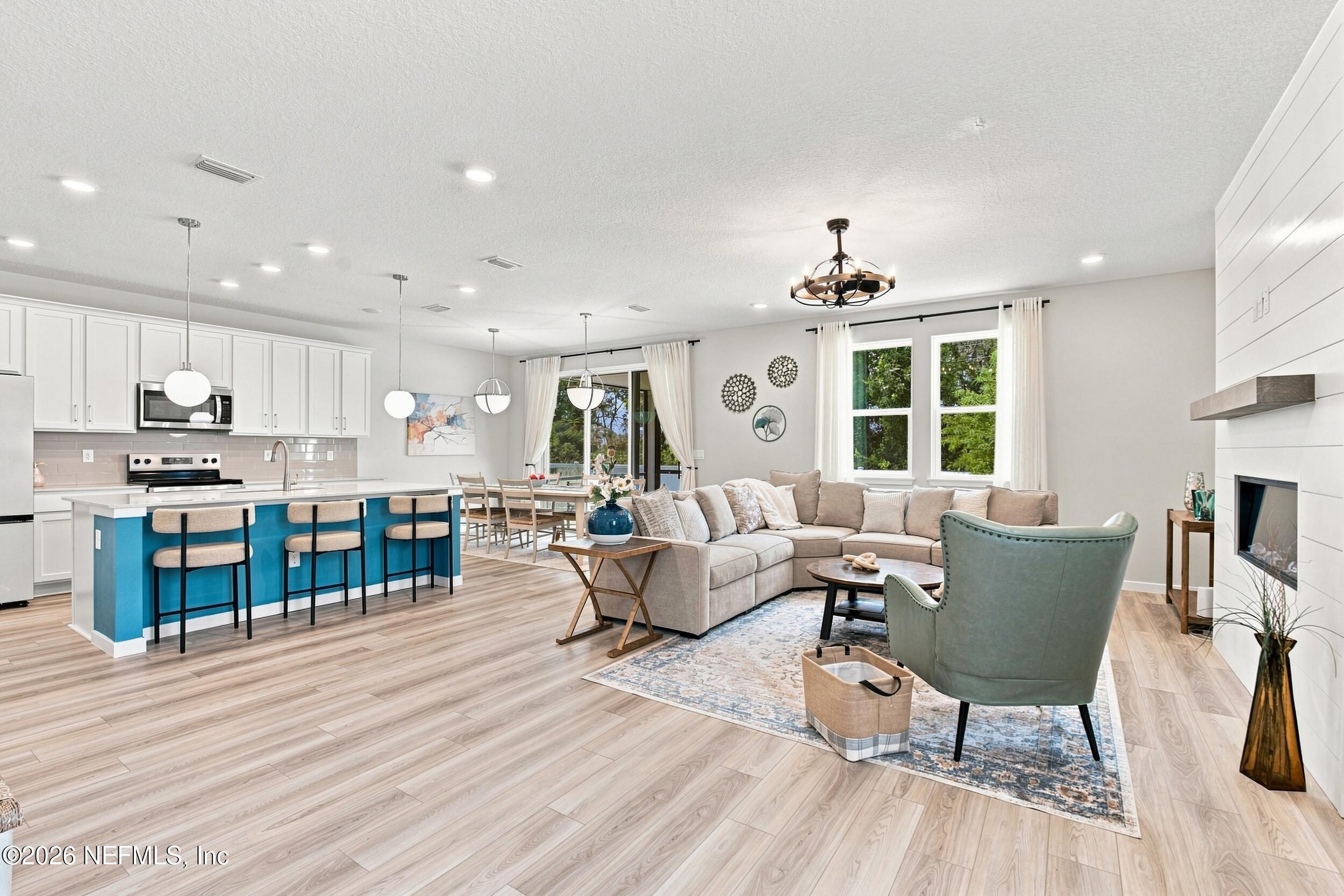 95967 SURREY Place