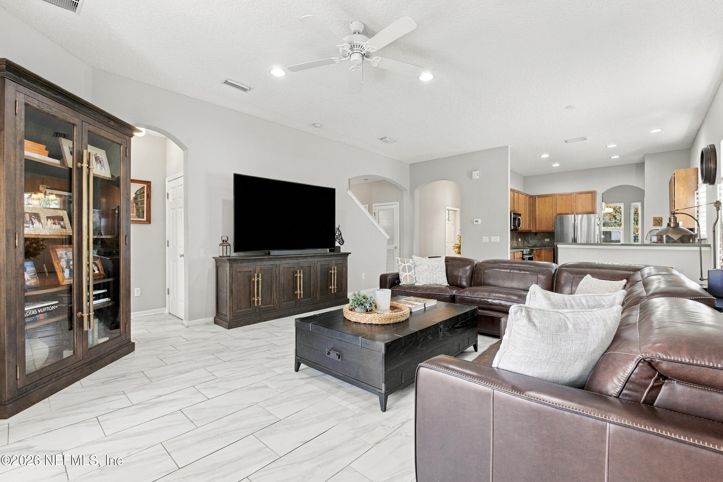 95155 VENTURES Court