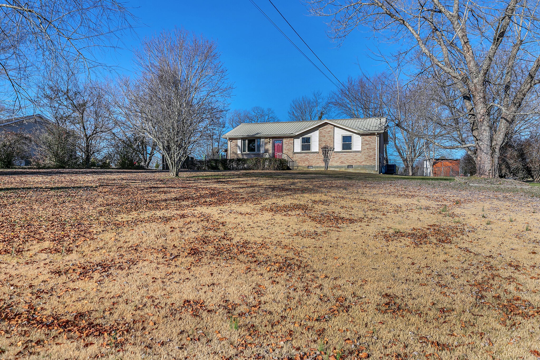 7105 Hall Ln