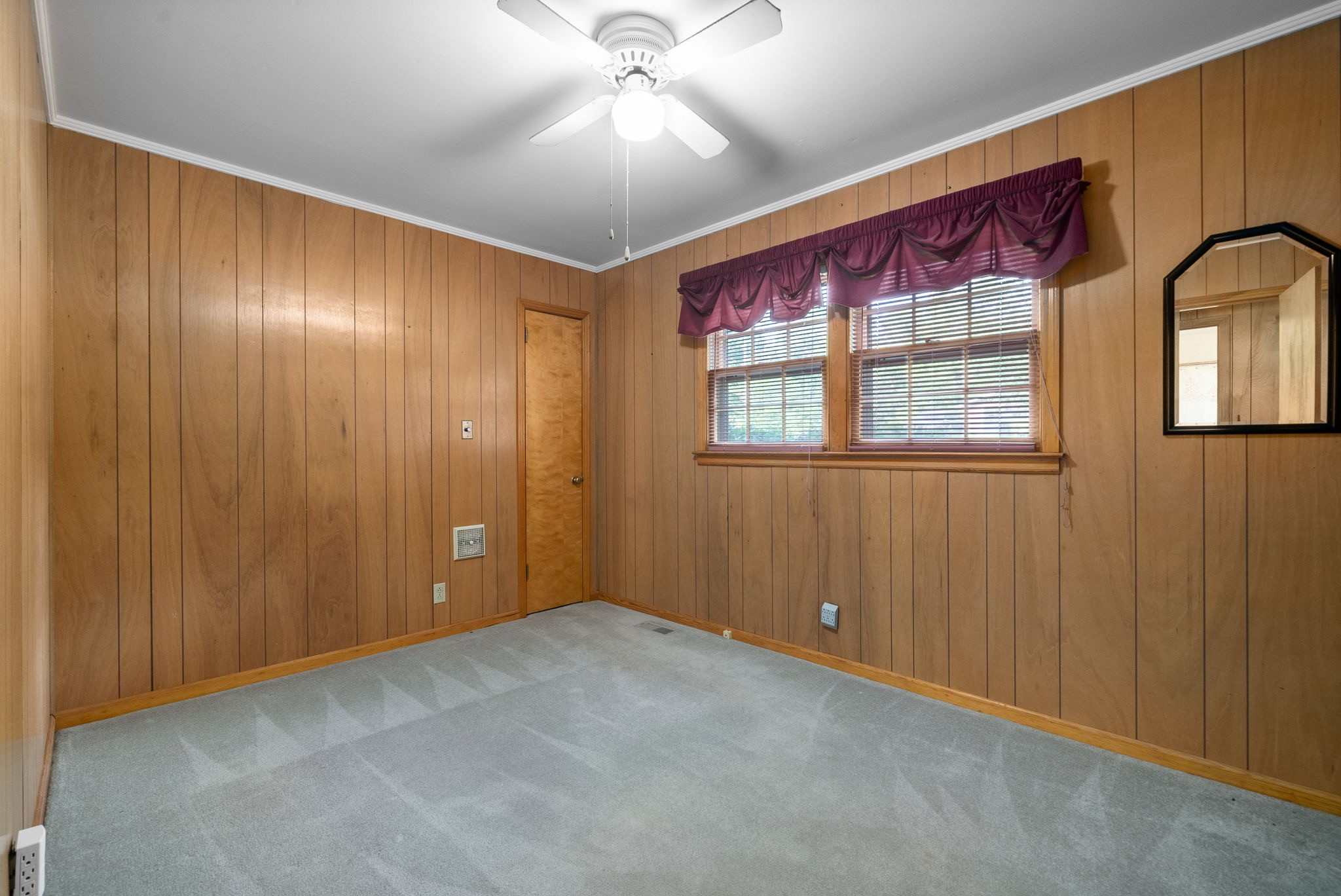 640 Dogwood Dr