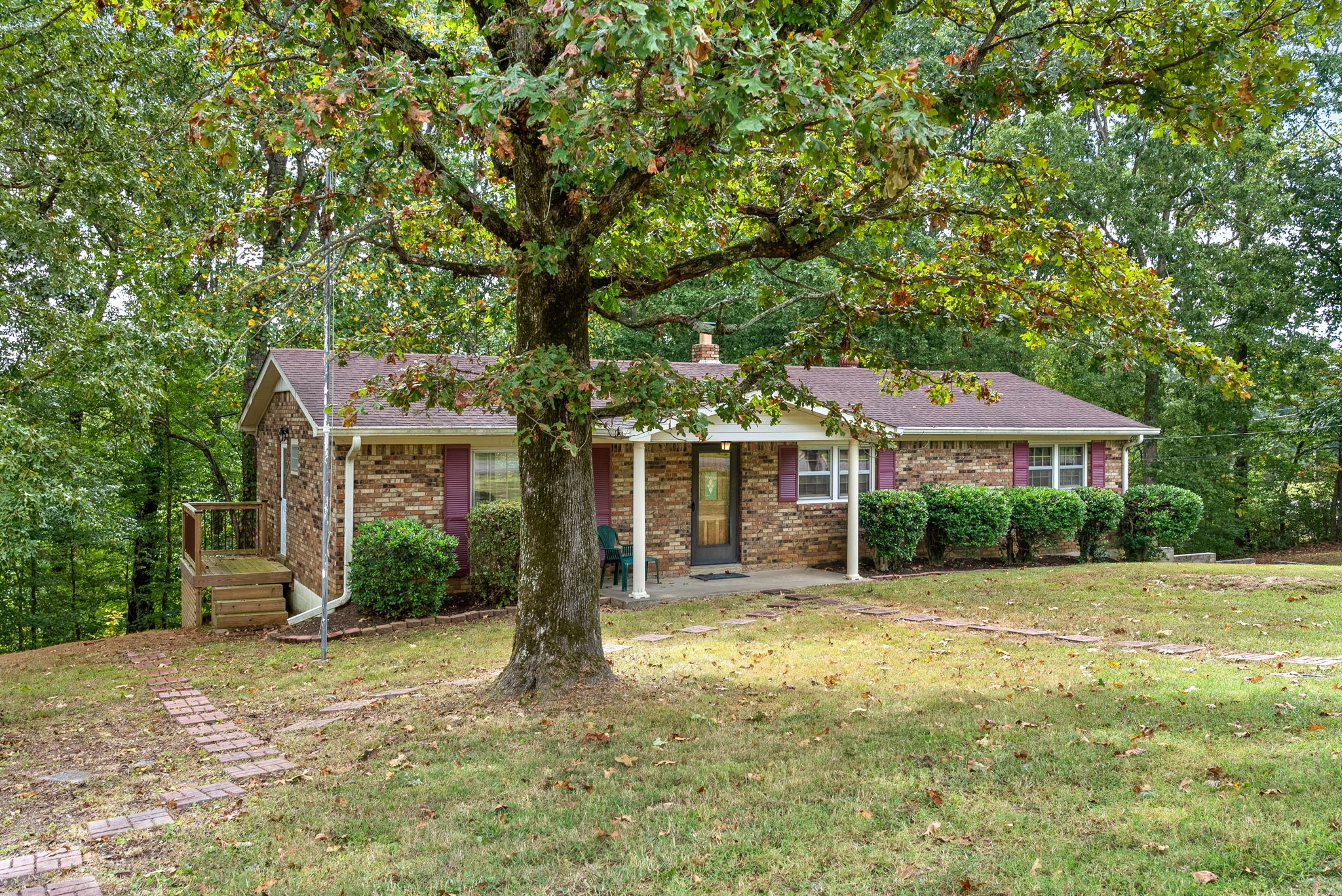 640 Dogwood Dr