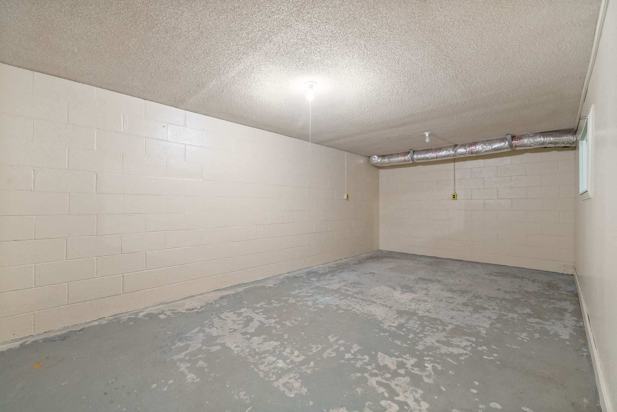 640 Dogwood Dr