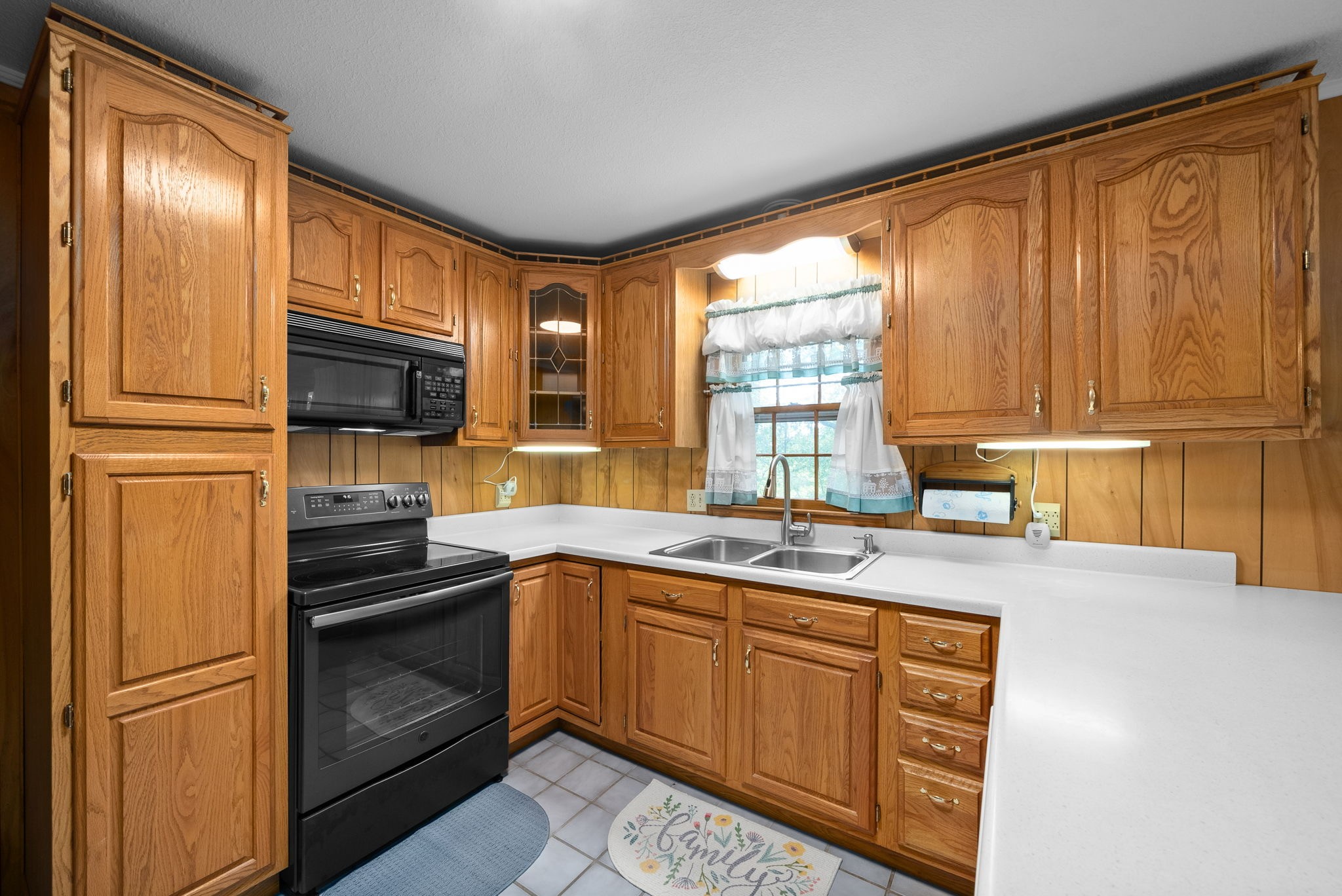 640 Dogwood Dr
