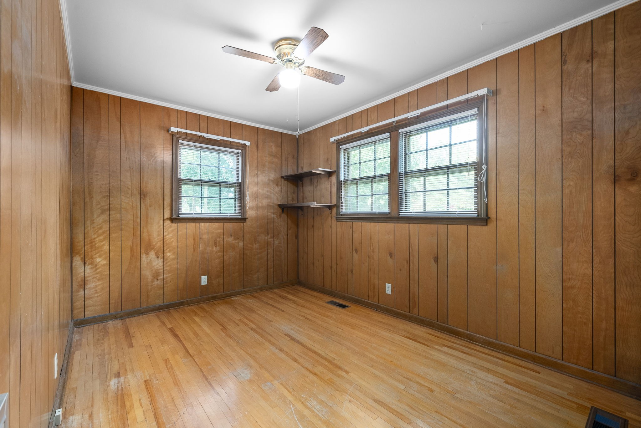 640 Dogwood Dr