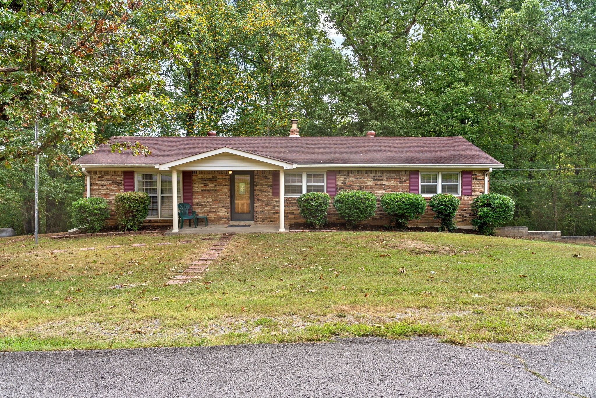 640 Dogwood Dr