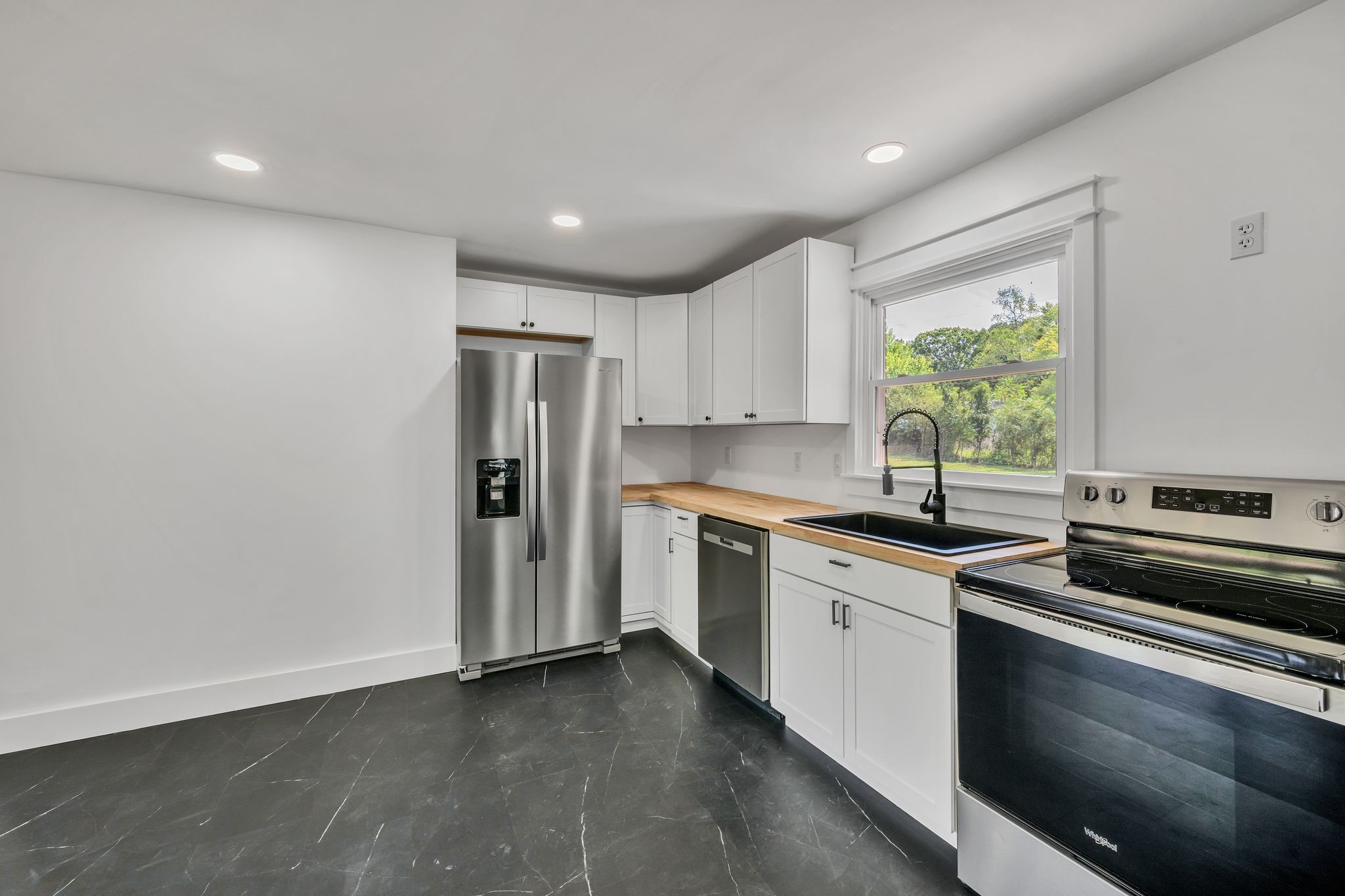 144 Park Cir