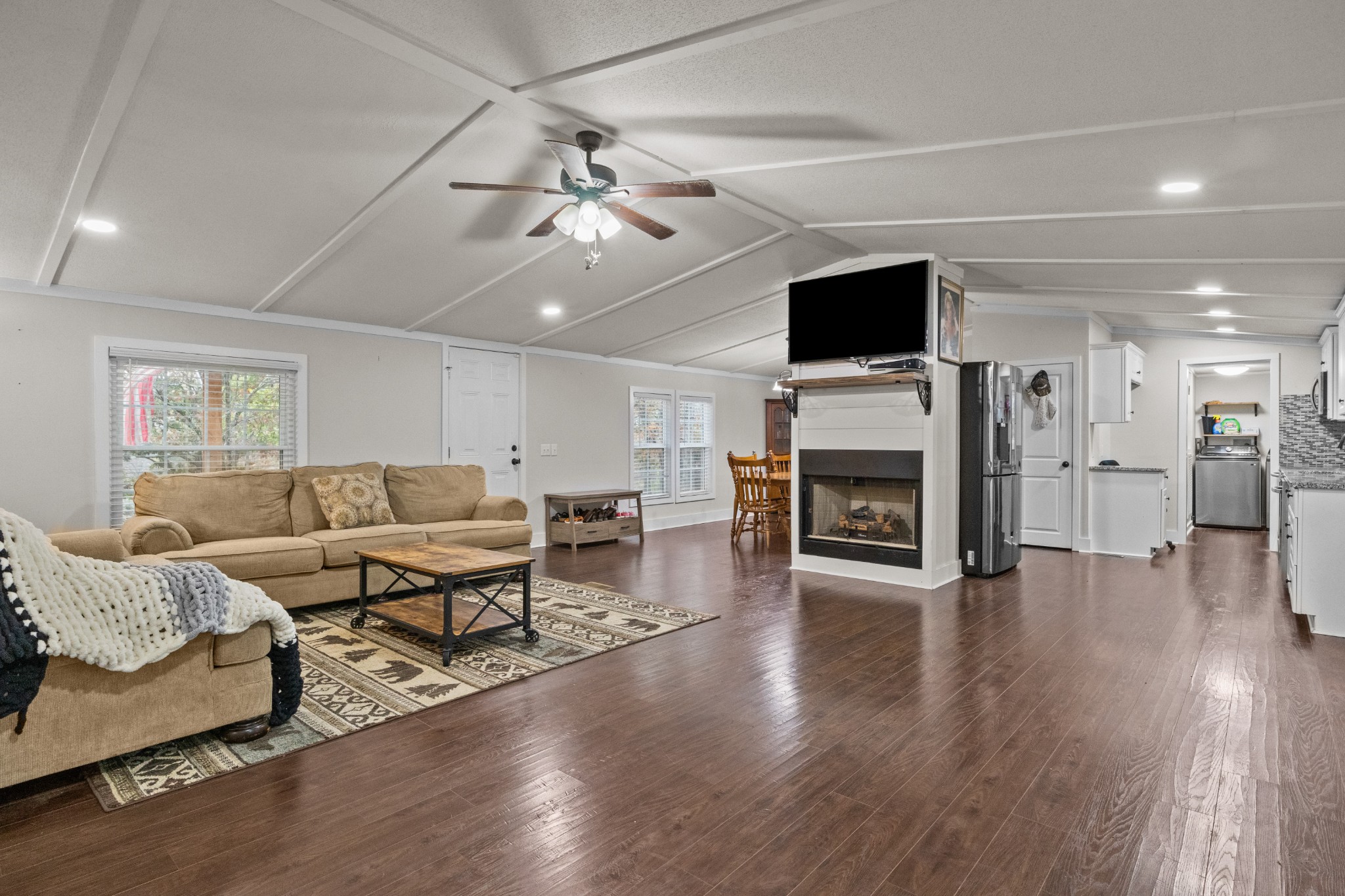 3770 Highway 70, W