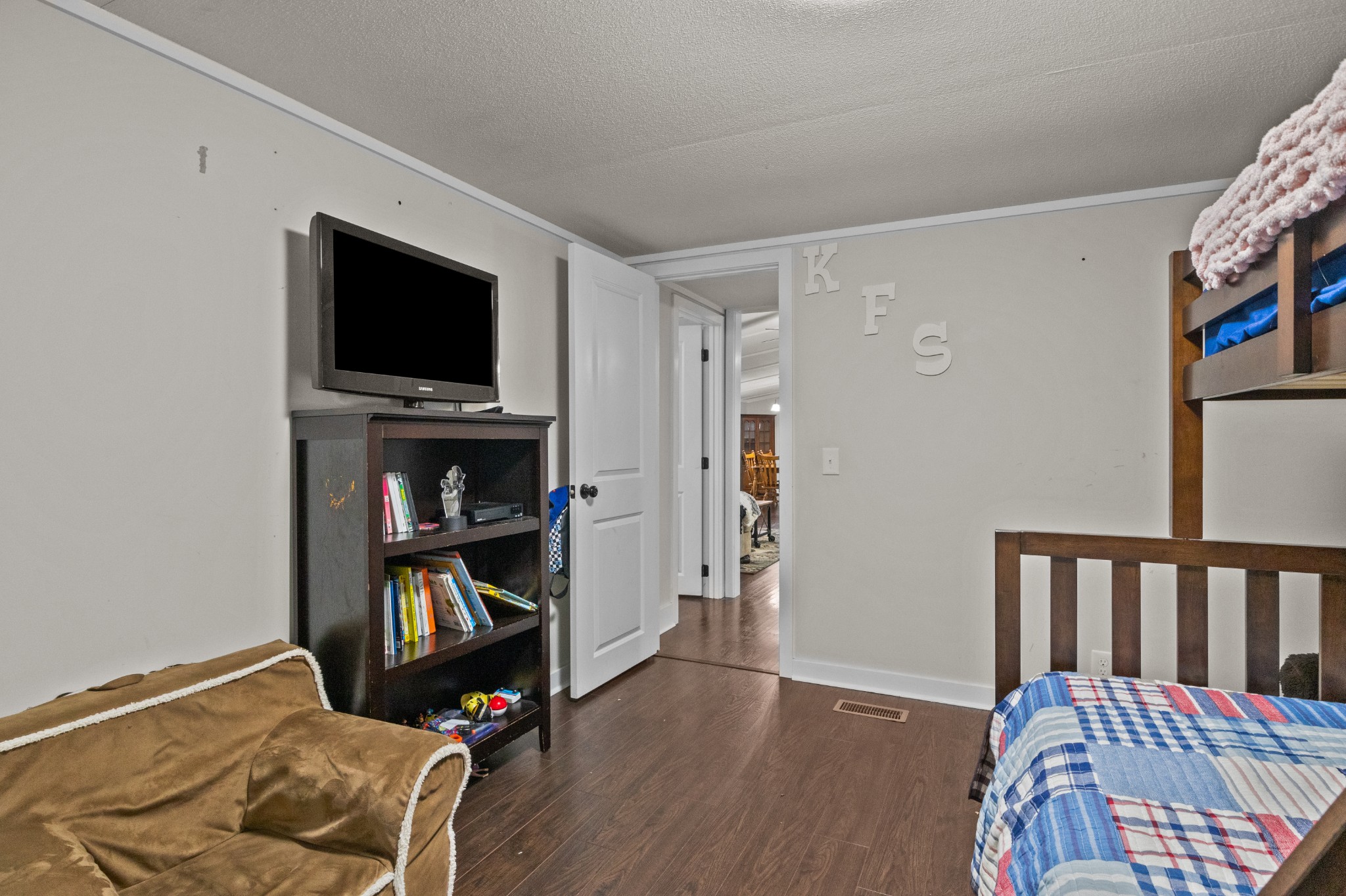 3770 Highway 70, W