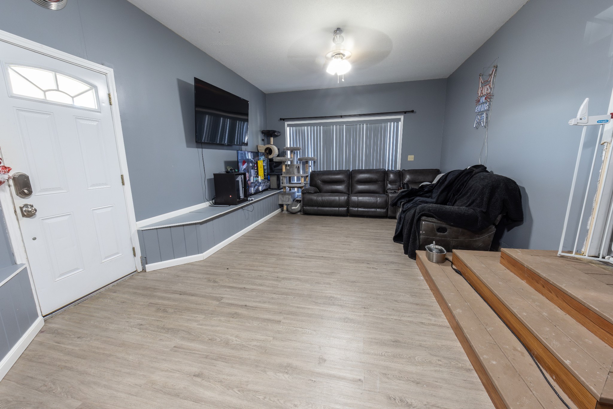 242 Hawkins Rd