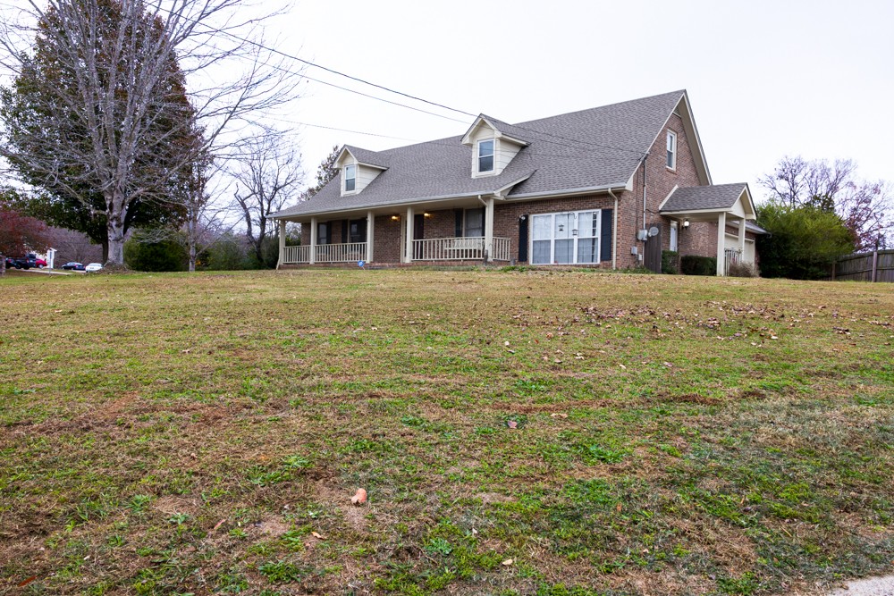 242 Hawkins Rd