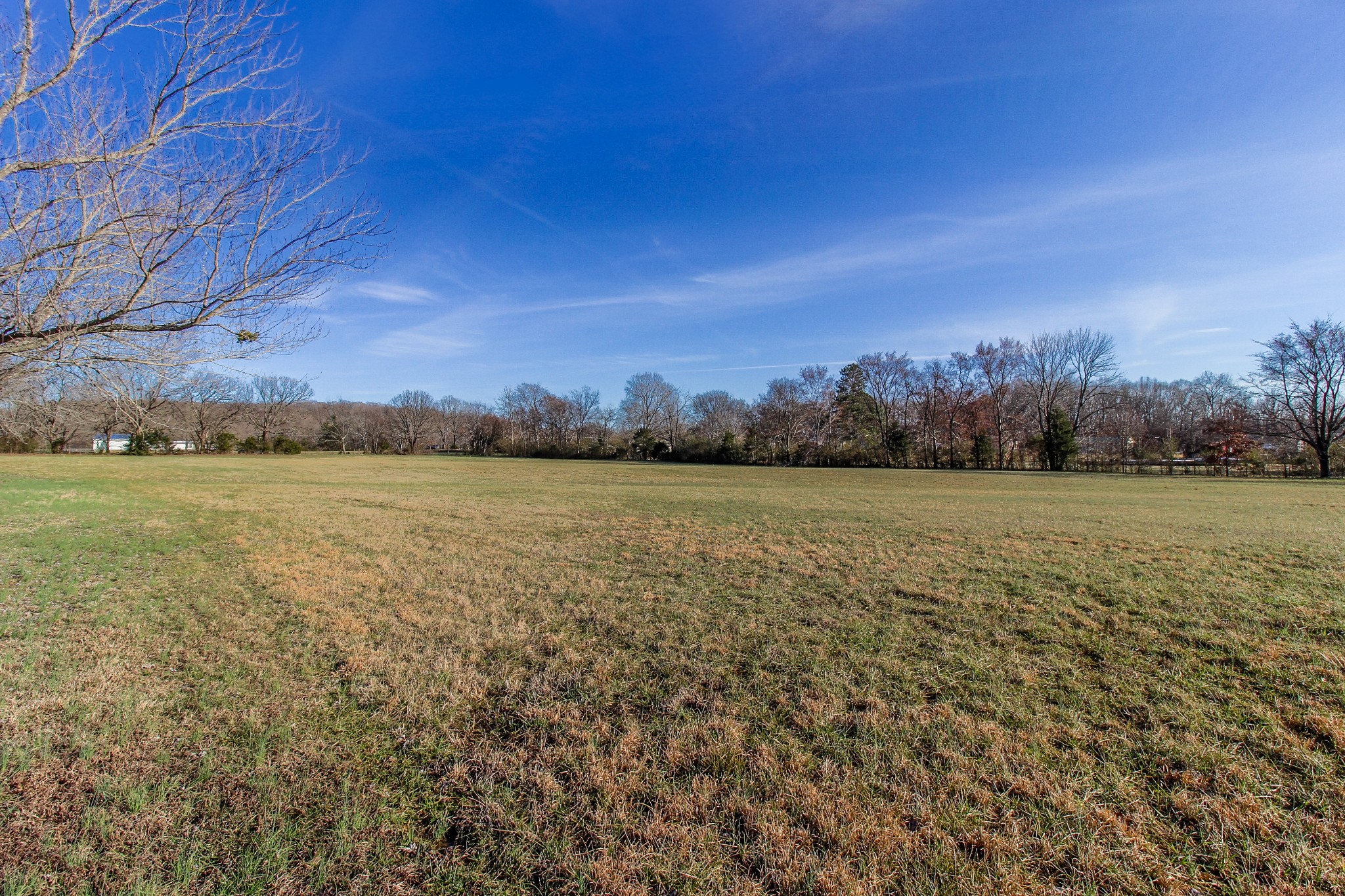 215 Lyles Rd