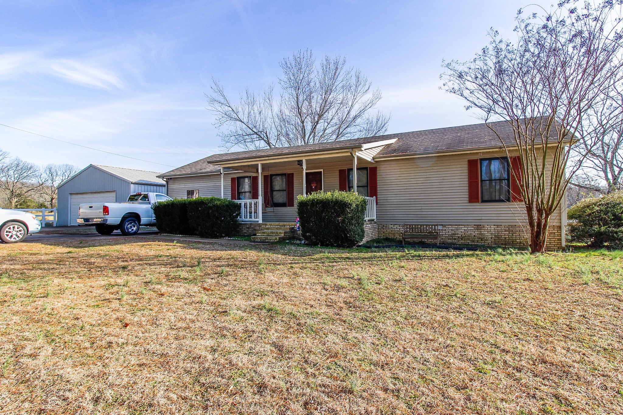 215 Lyles Rd