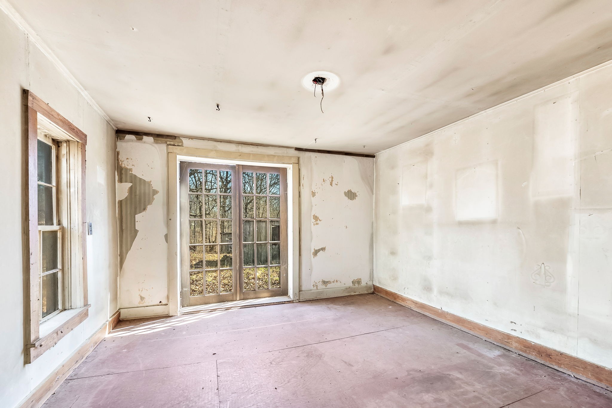 495 Cooley Ford Rd