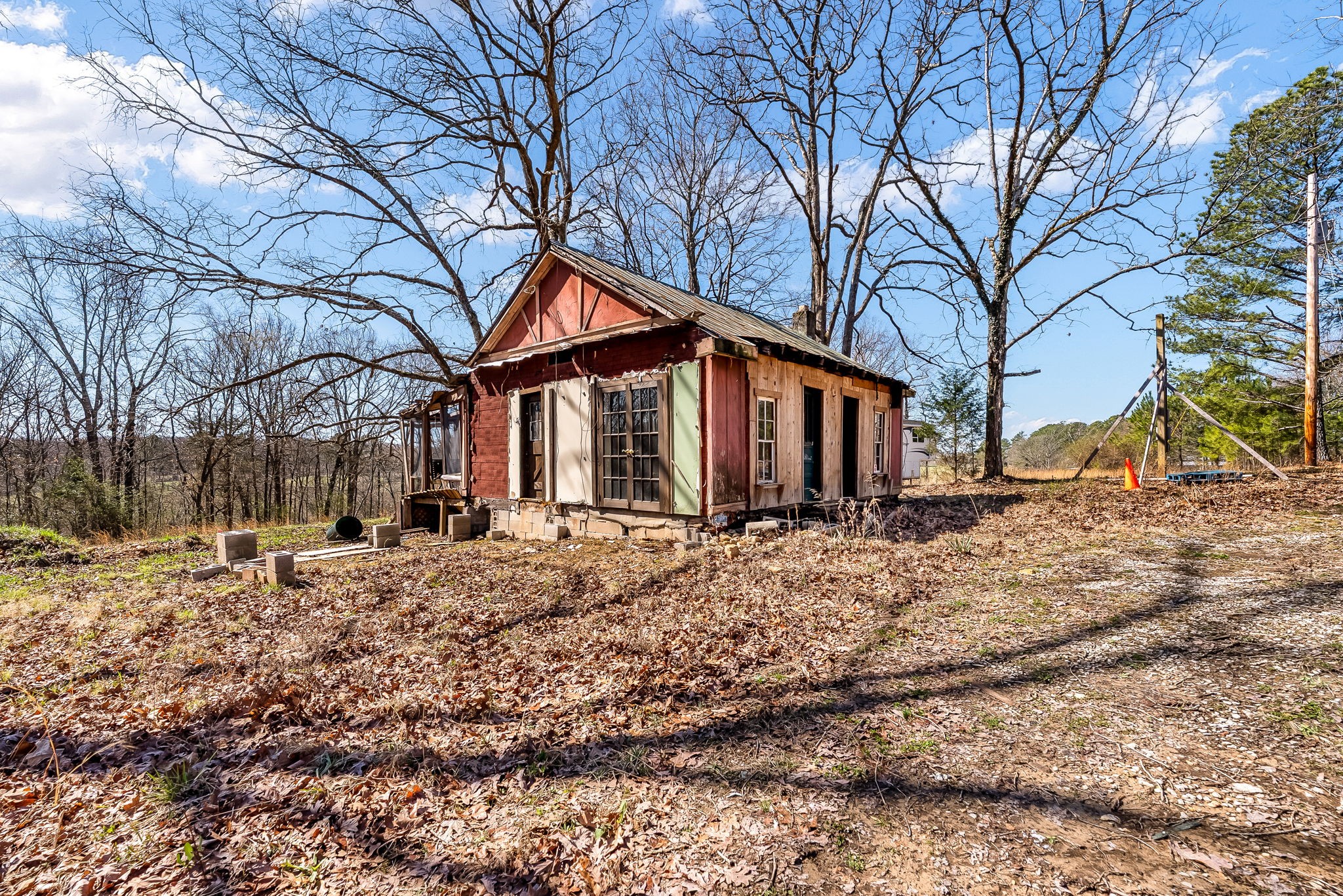 495 Cooley Ford Rd