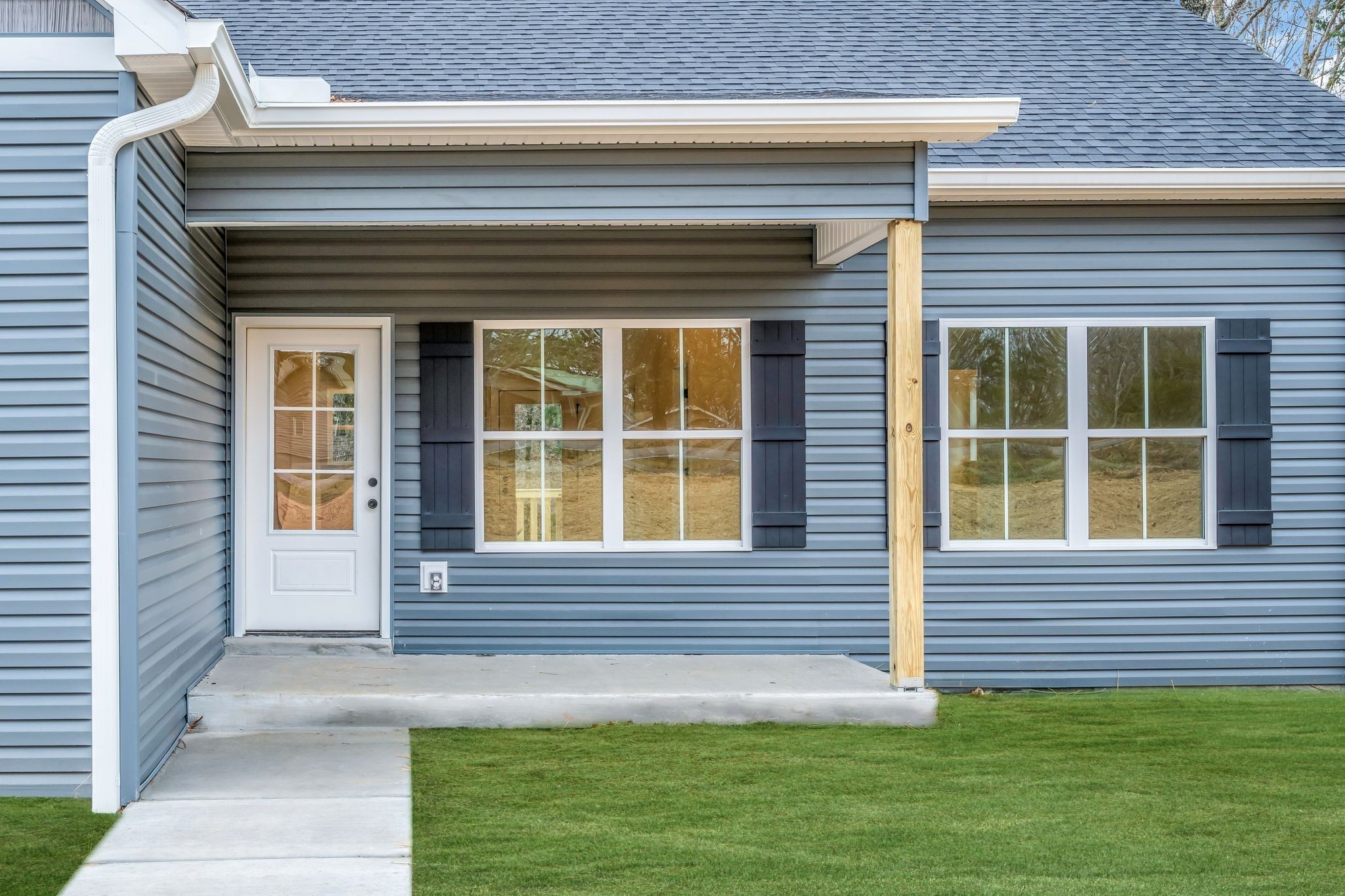 1296 Old County House Road