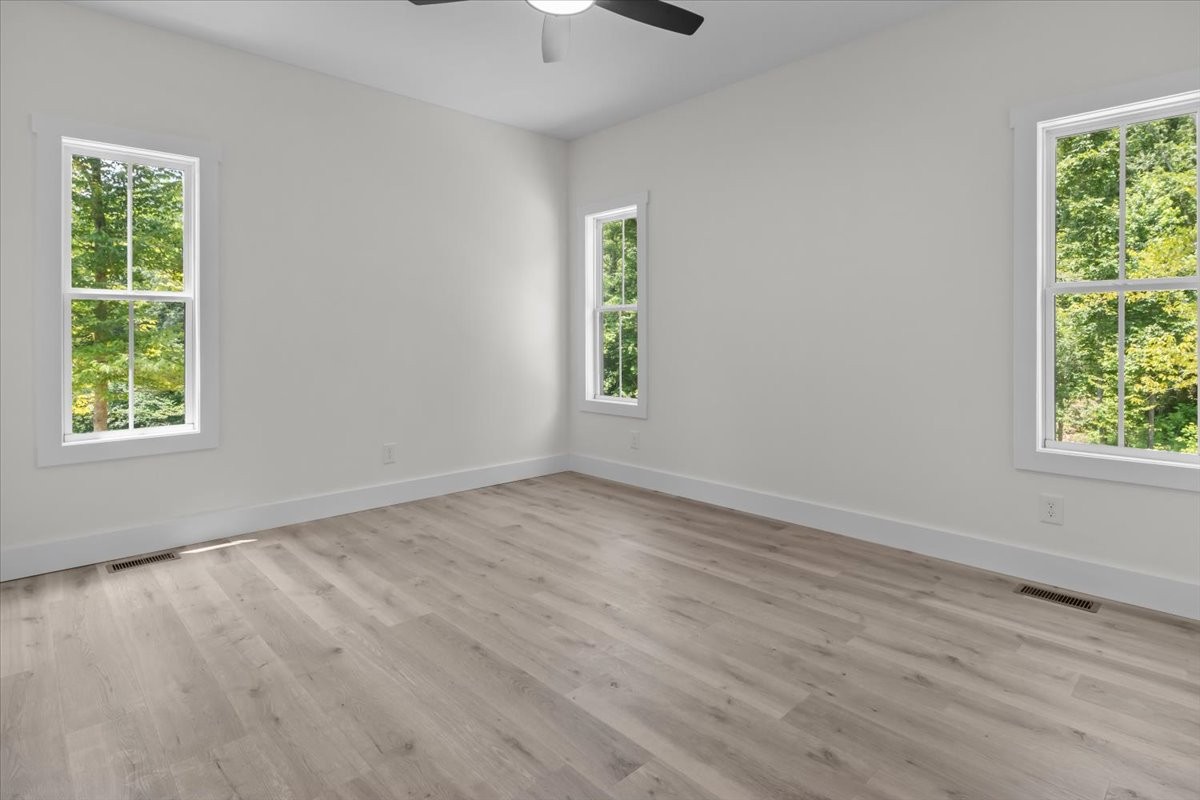 123 Thicket Ln
