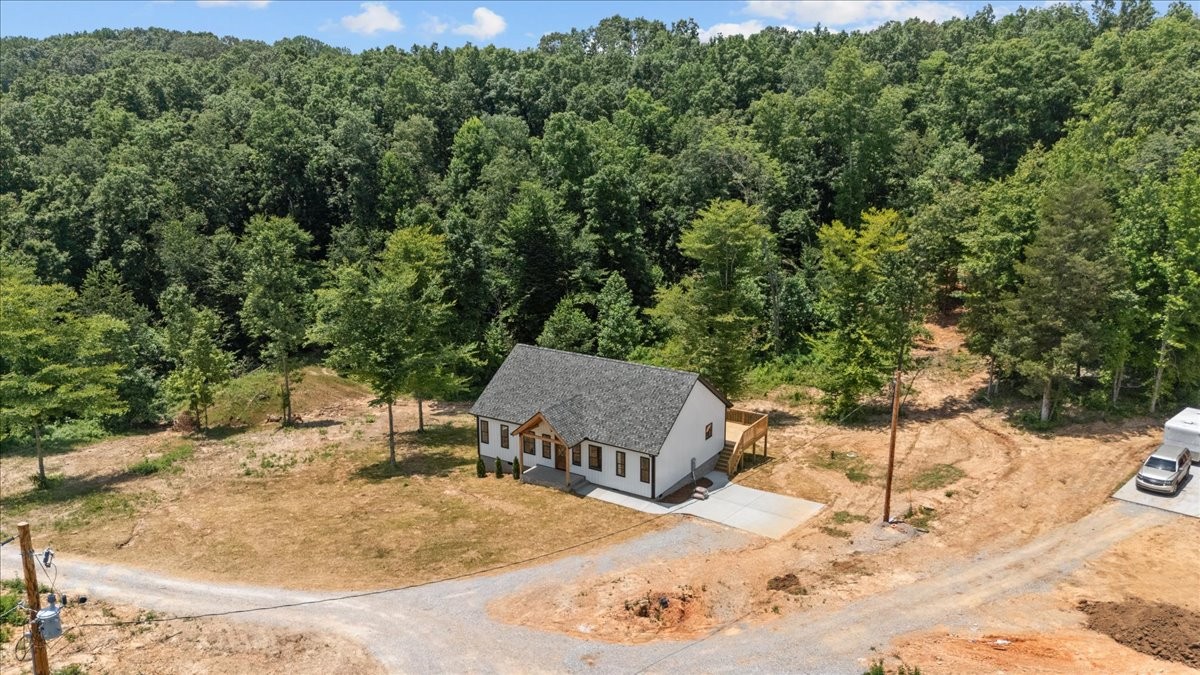 123 Thicket Ln