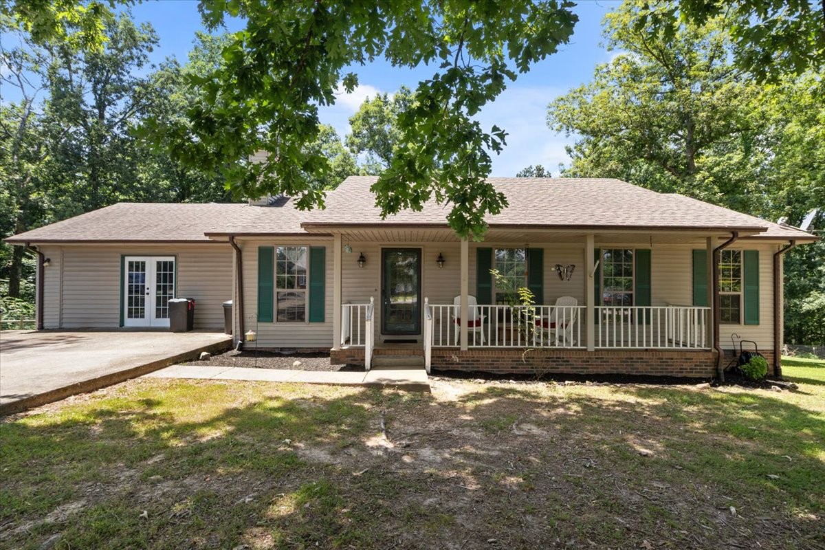 169 Oak Crest Dr