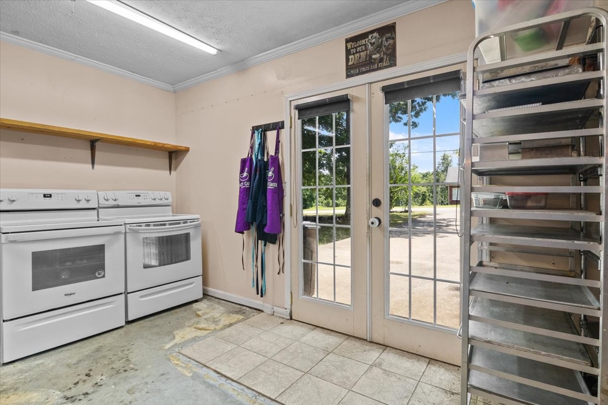 169 Oak Crest Dr