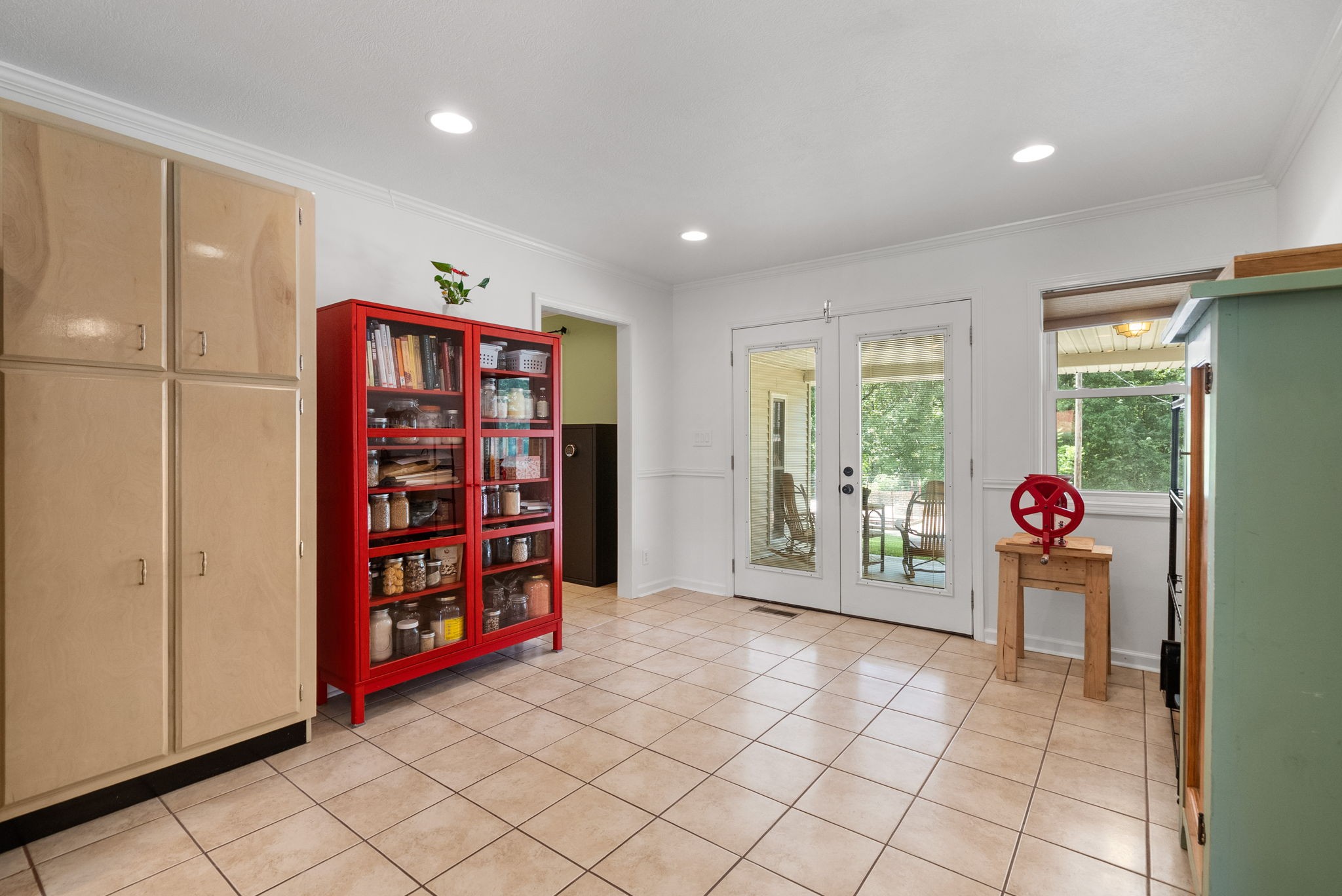 199 Dogwood Dr