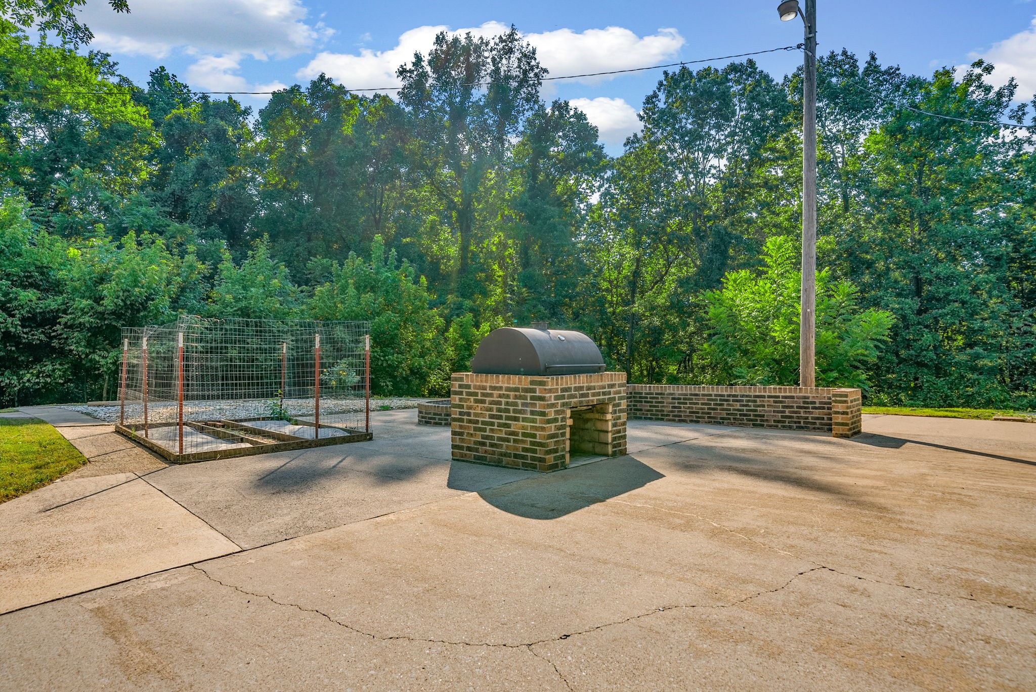 199 Dogwood Dr