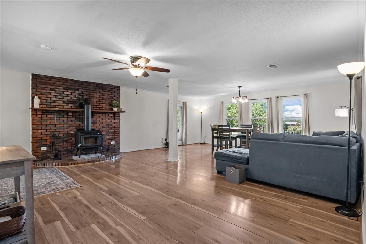 2371 Cooley Ford Rd