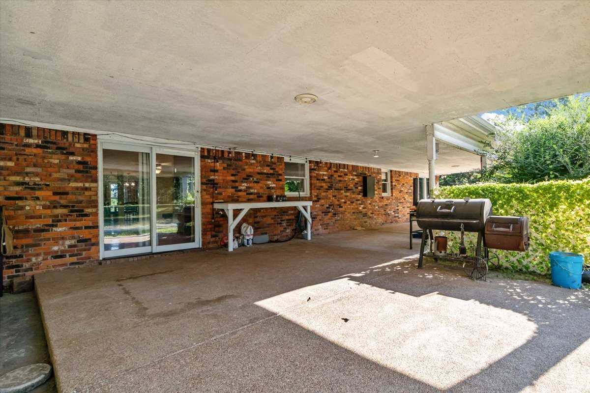 2371 Cooley Ford Rd
