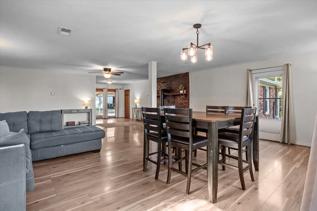 2371 Cooley Ford Rd