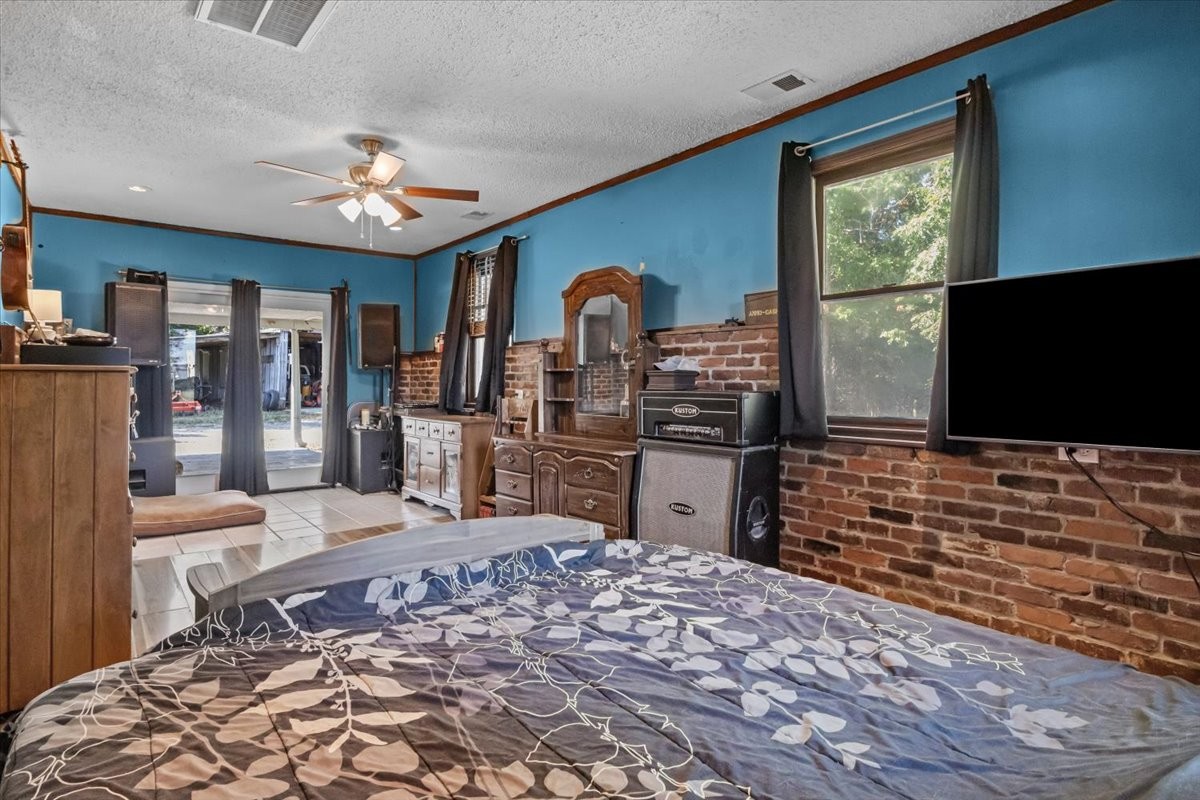 2371 Cooley Ford Rd