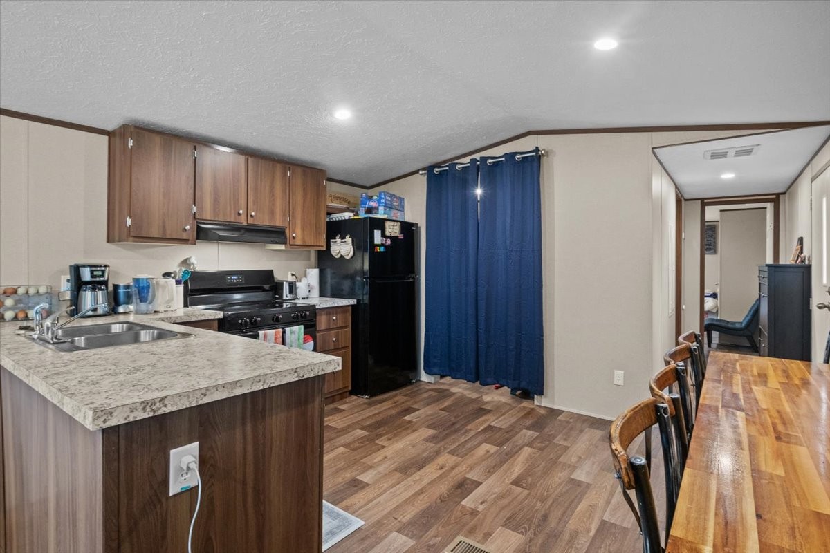 316 Friendship Dr