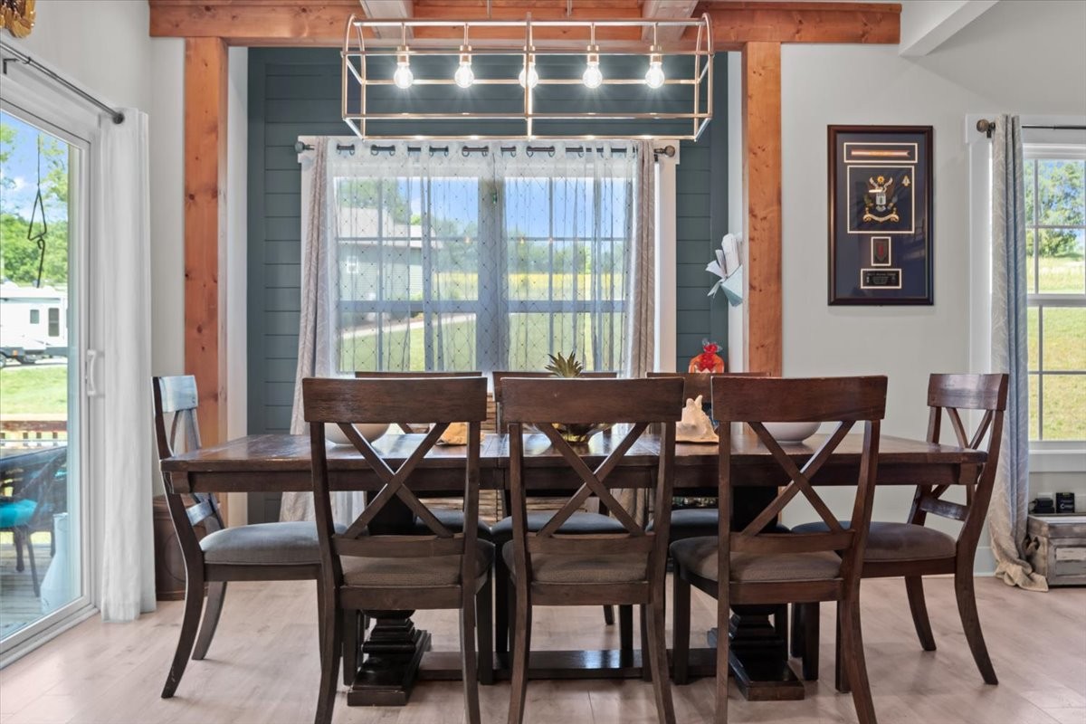 180 Alonzo Pl