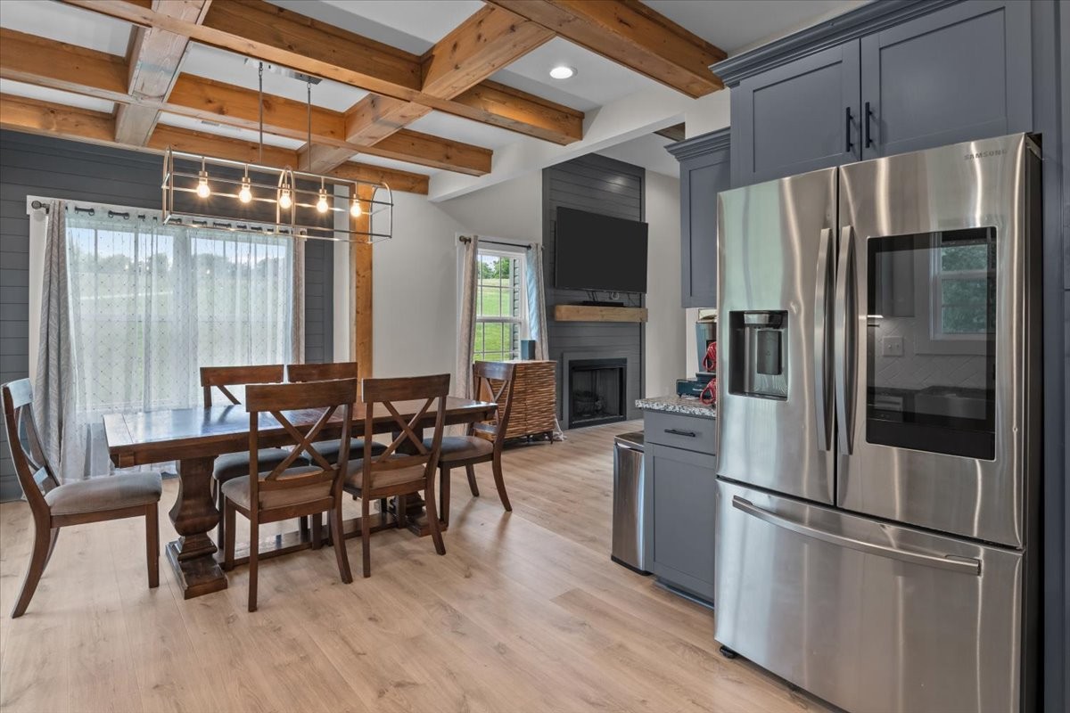 180 Alonzo Pl
