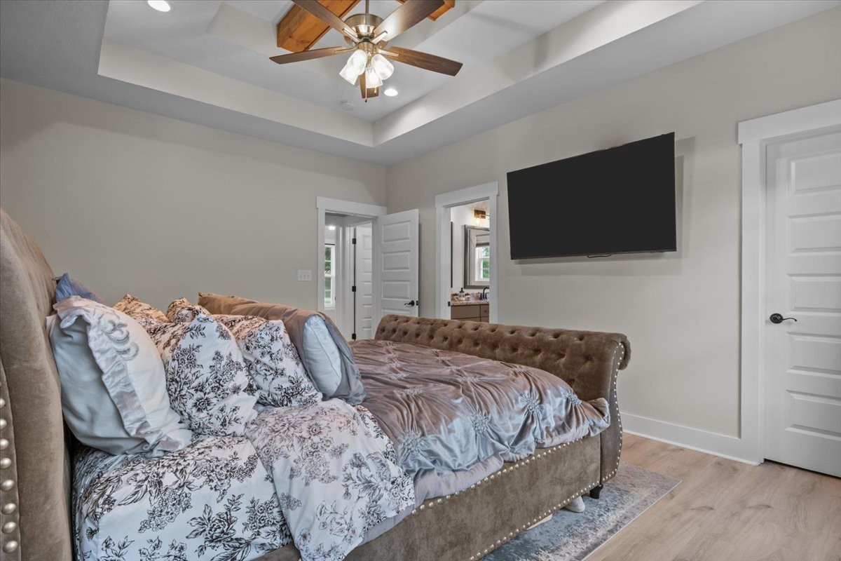 180 Alonzo Pl