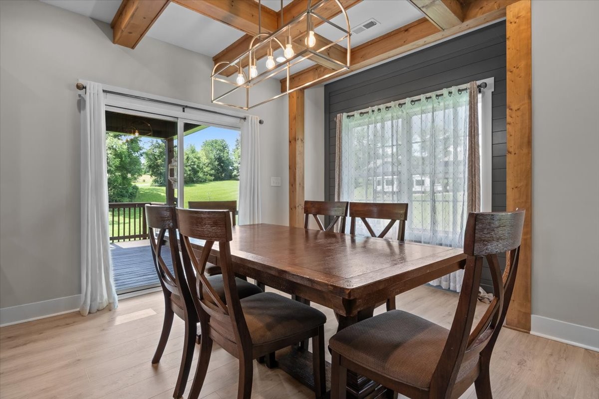 180 Alonzo Pl