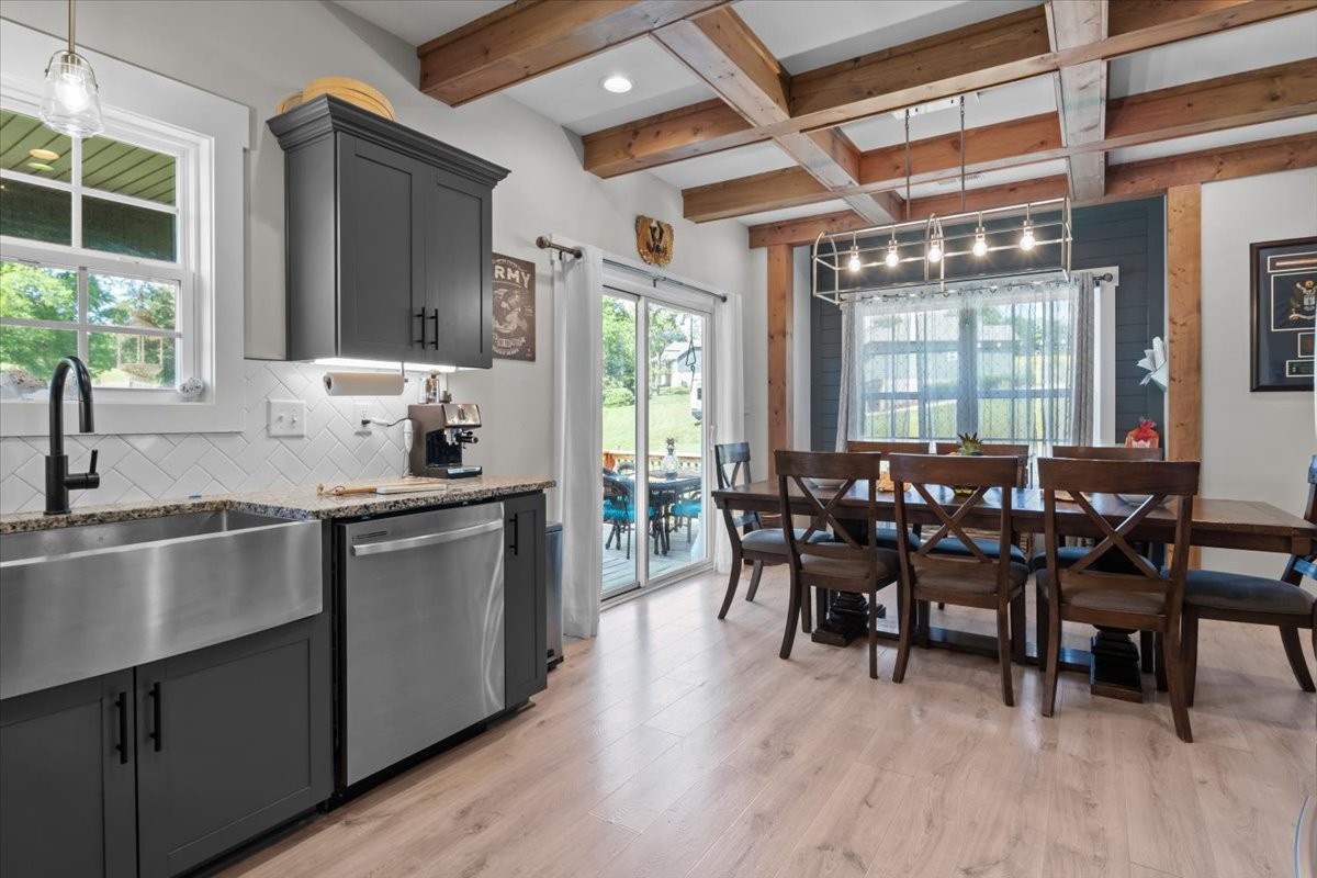 180 Alonzo Pl