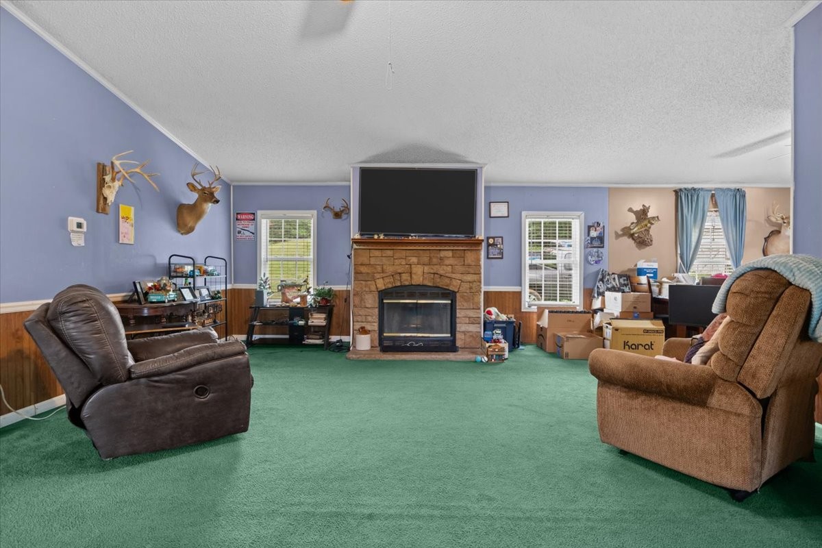 54 Tyler Ln