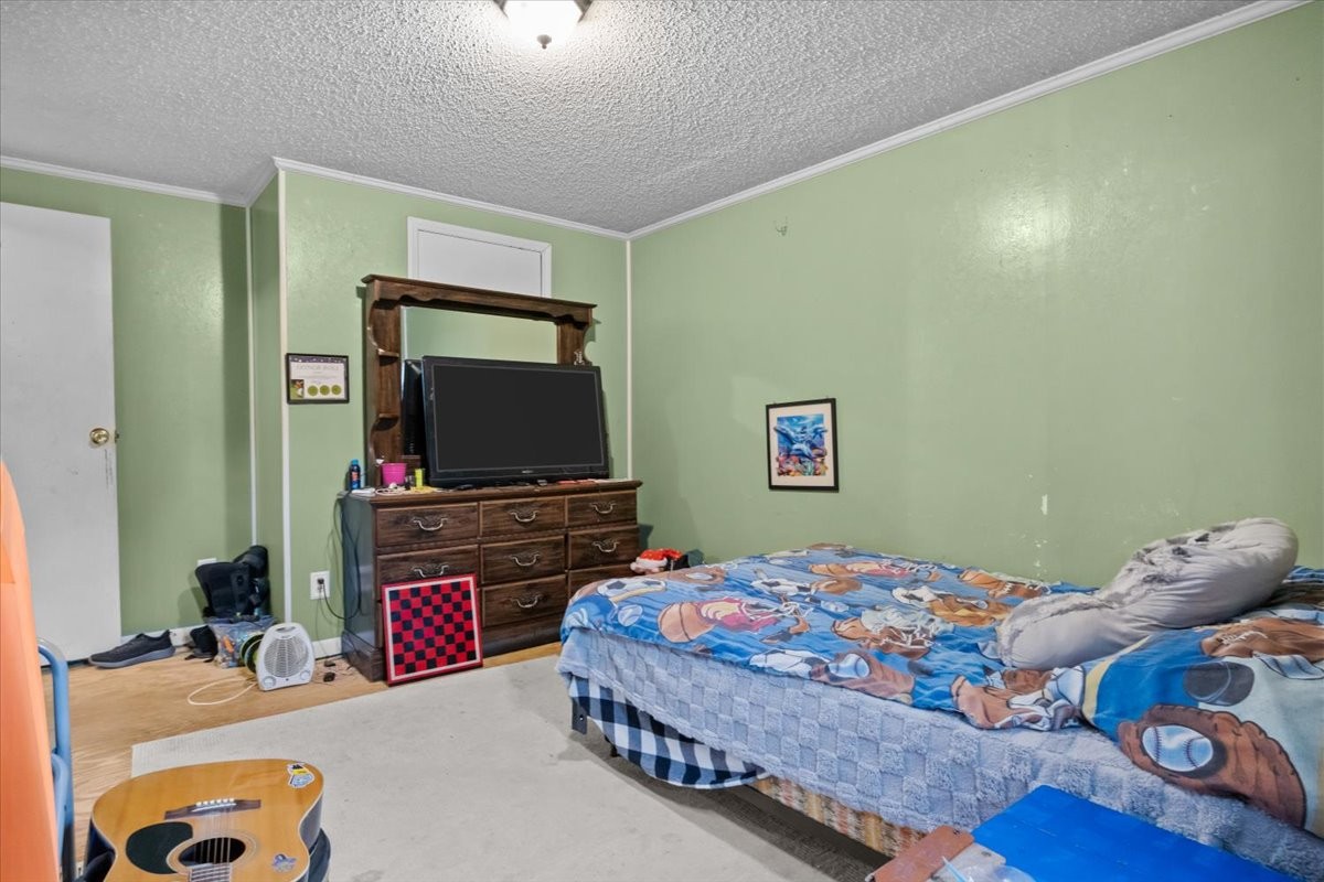 54 Tyler Ln