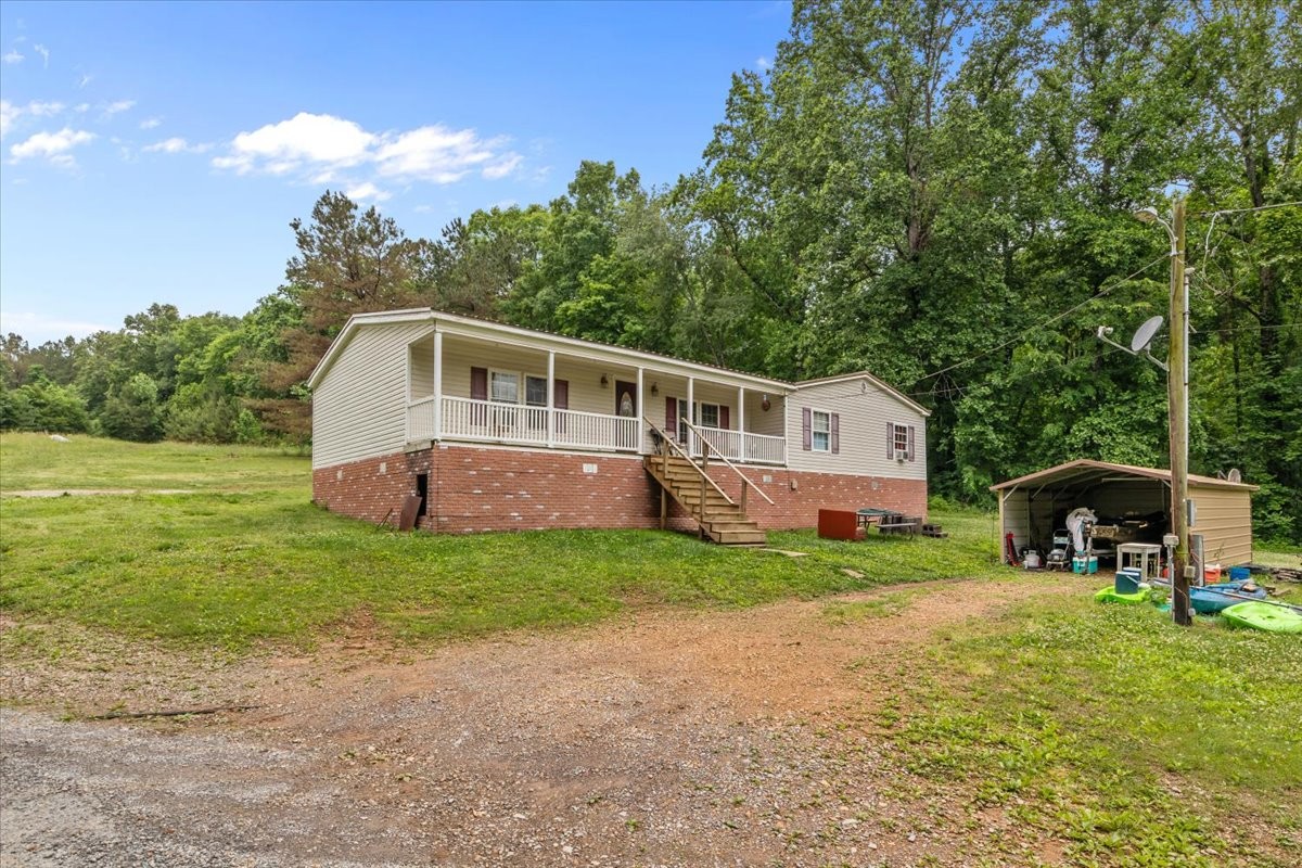 54 Tyler Ln